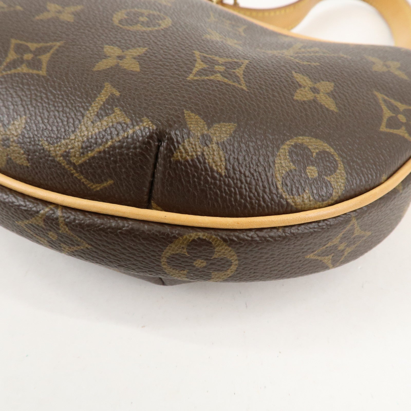 Louis Vuitton Monogram Pochette Croissant Shoulder Bag M51510 Used