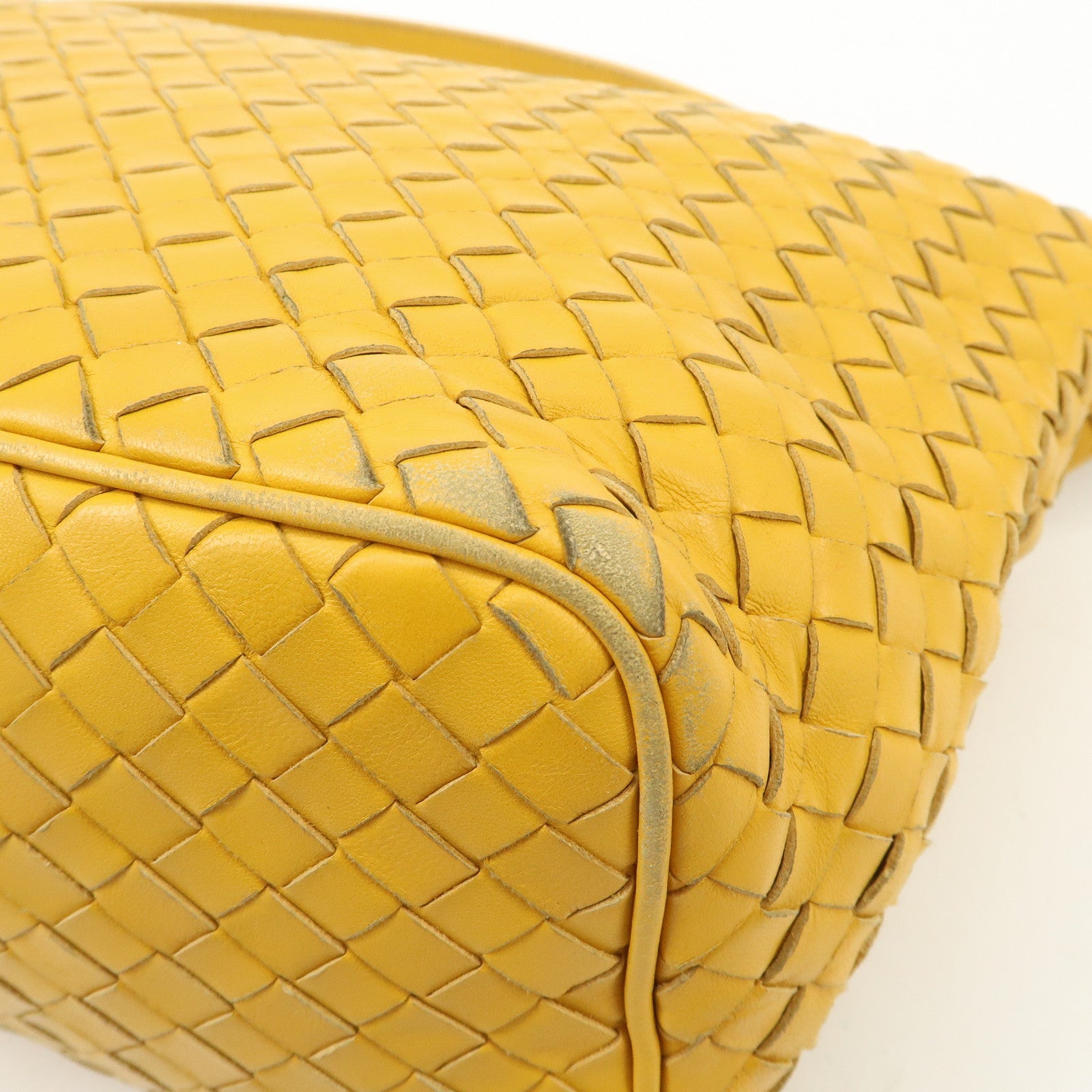 BOTTEGA VENETA Intrecciato Leather One-Shoulder Bag 239988 Used