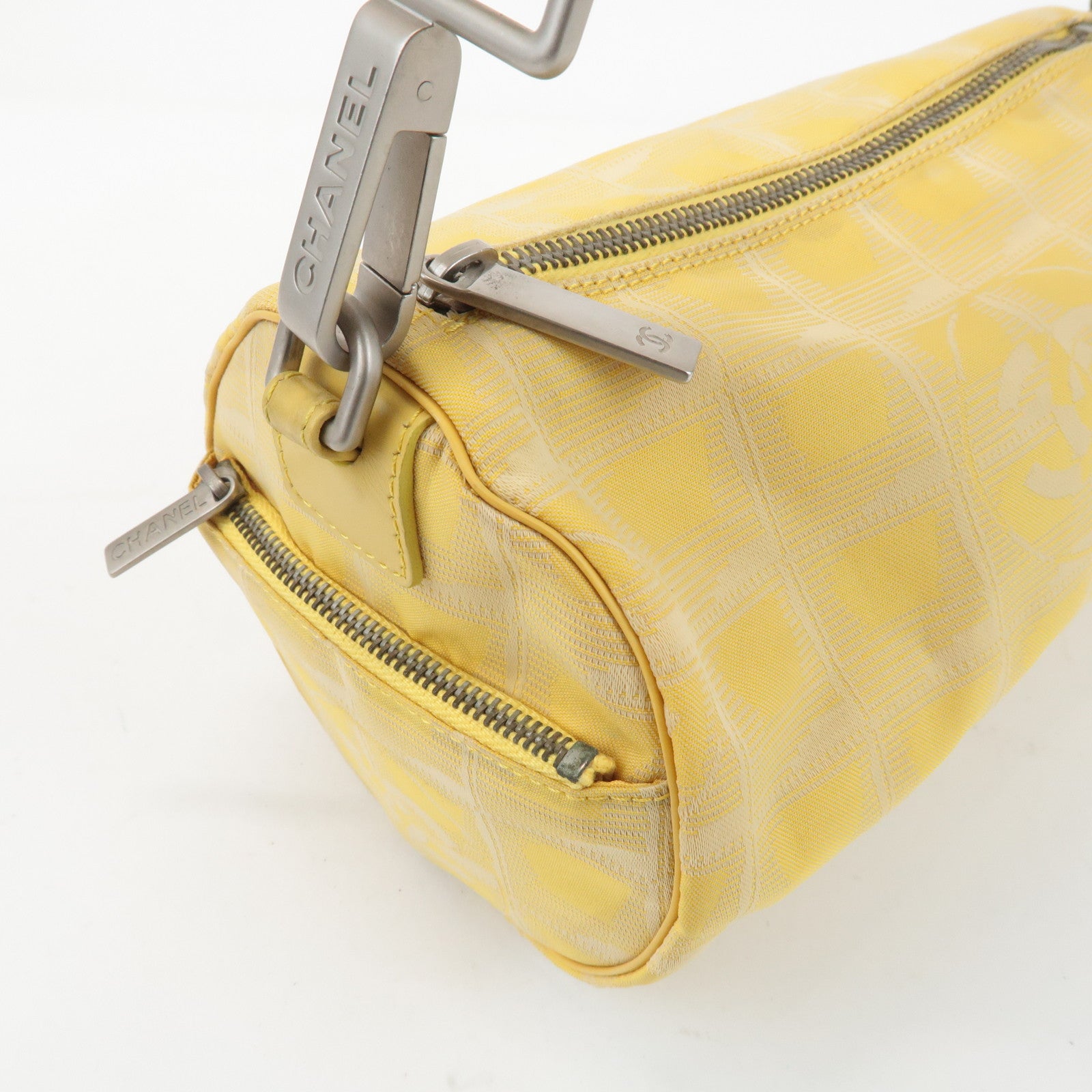 CHANEL New Travel Line Nylon Jacquard Leather Shoulder Bag A17669 Used