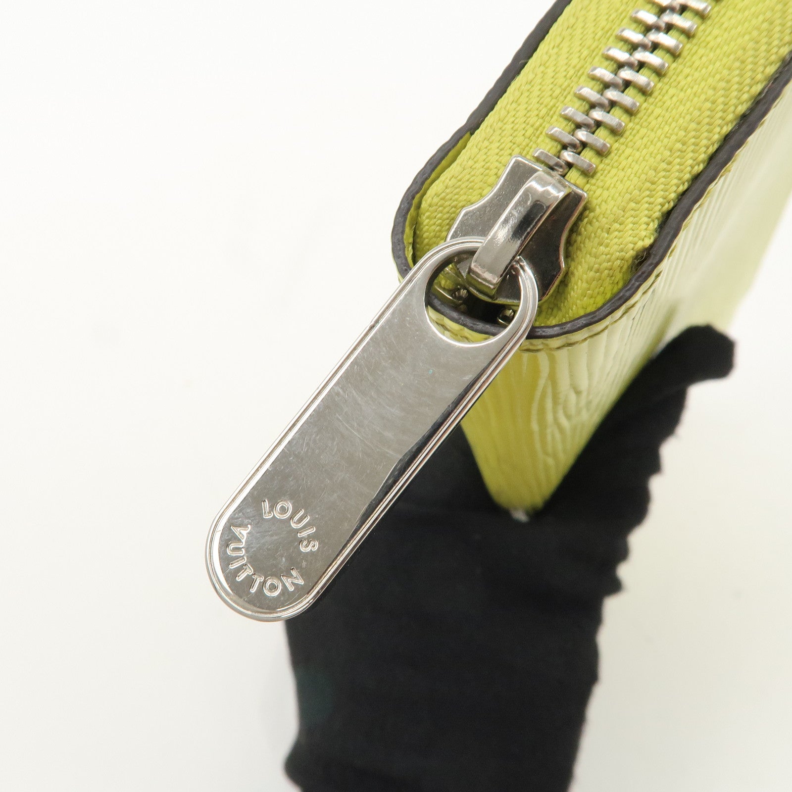 Louis Vuitton Epi Zippy Wallet Long Wallet Pistache M60436 Used