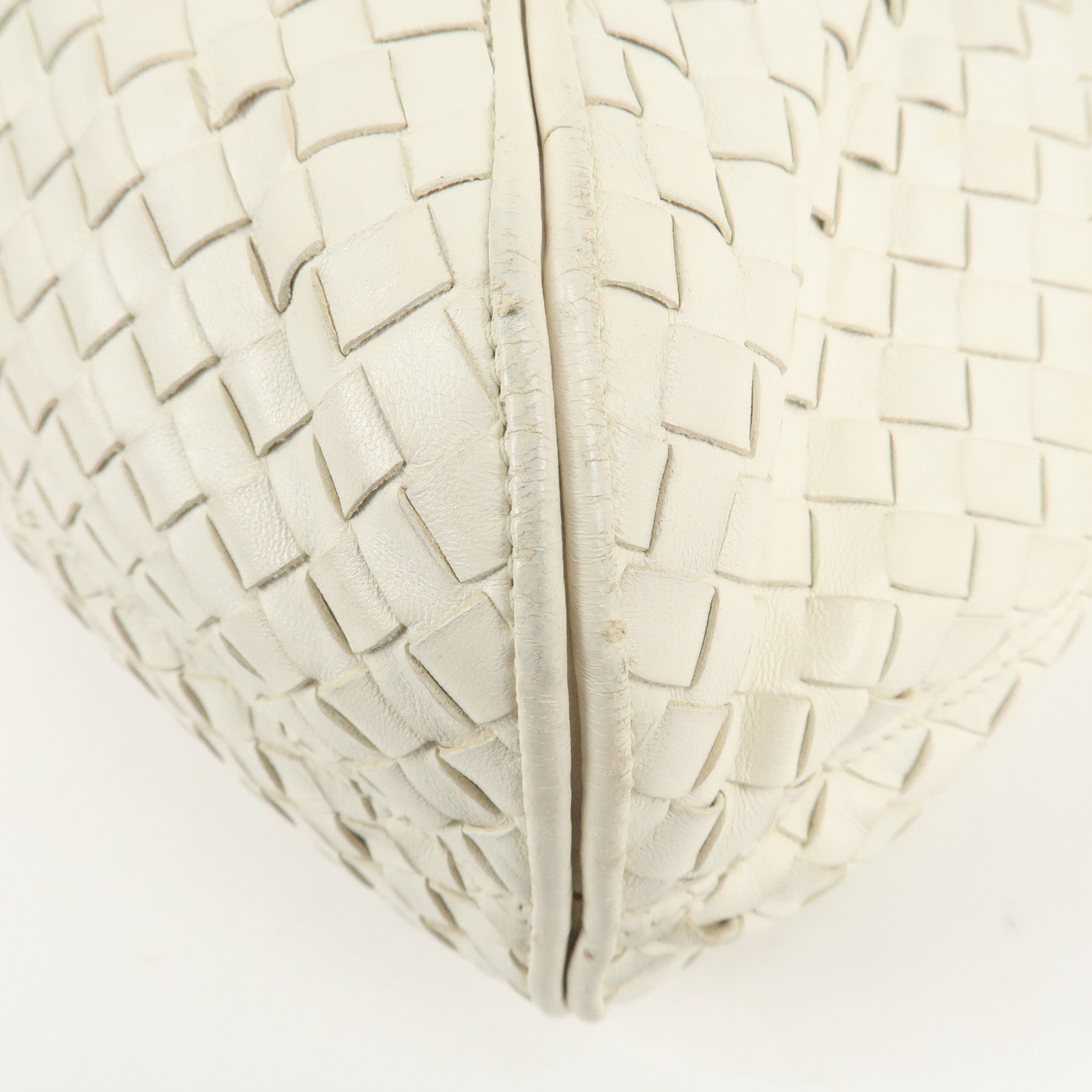BOTTEGA VENETA Intrecciato Leather Shoulder Bag White 145552 Used