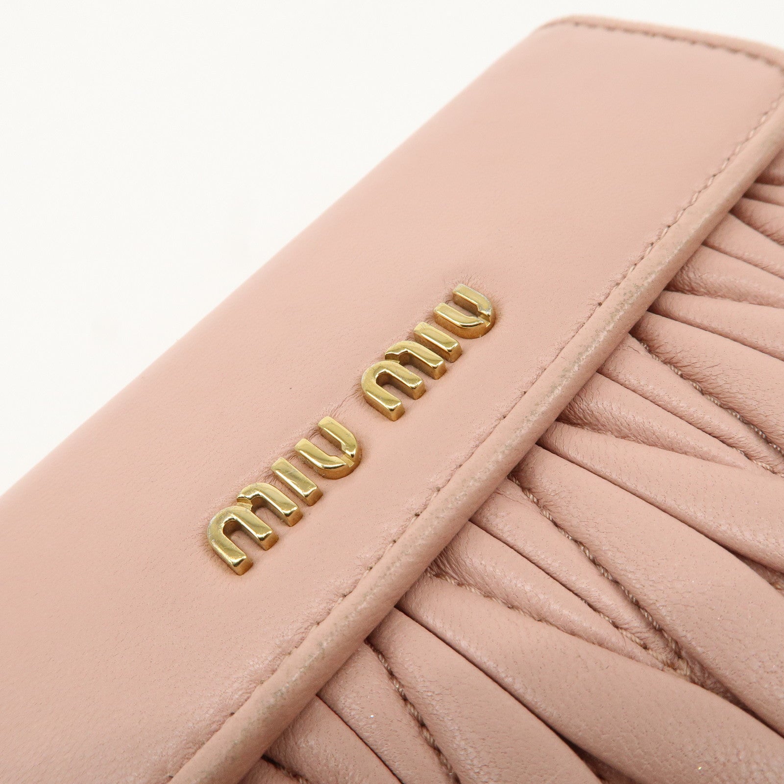 MIU MIU Matelasse Leather Round Zipper Bi-fold Wallet Pink Used