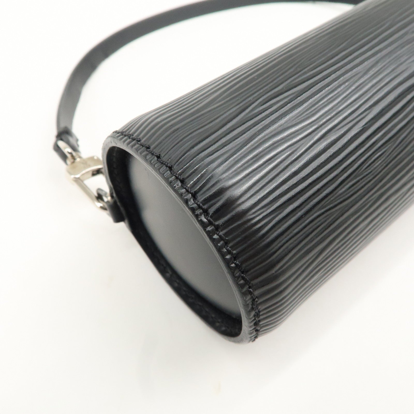 Louis Vuitton Epi Soufflot Pouch For Soufflot Bag Noir Black Used