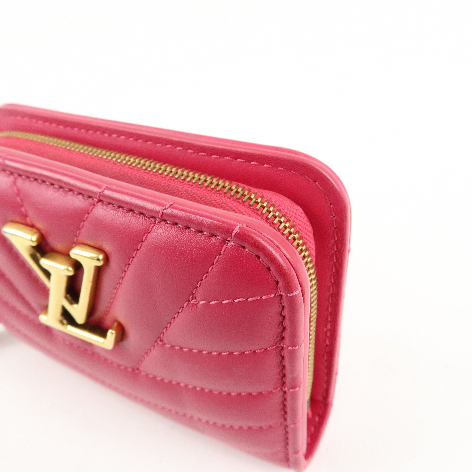 Louis Vuitton New Wave Leather Bi-Fold Compact Wallet Freesia Pink Used