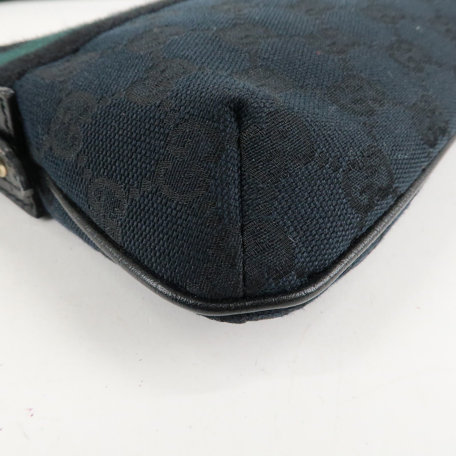 GUCCI Sherry GG Canvas Leather Shoulder Bag Black 145970 Used