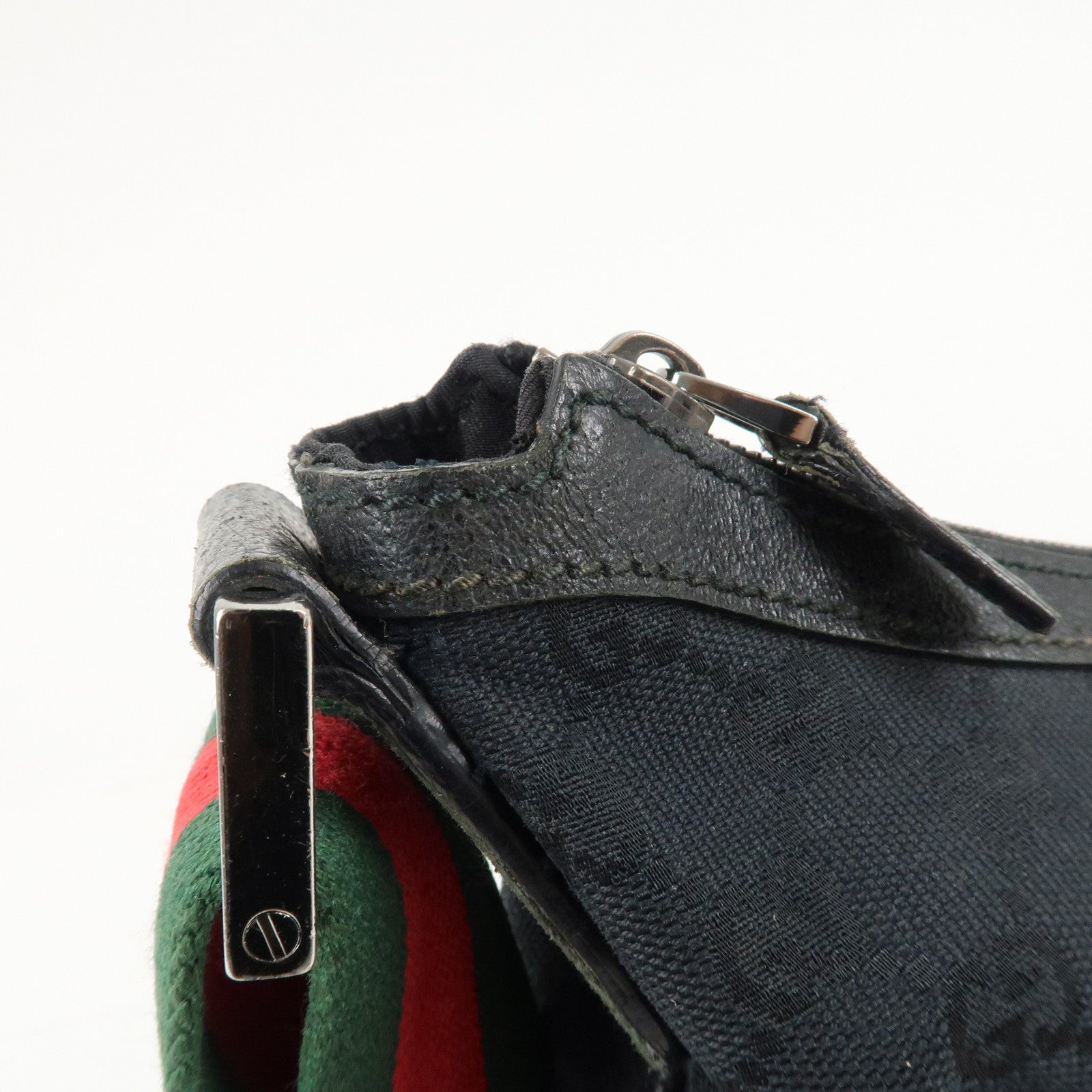 GUCCI Sherry GG Canvas Leather Shoulder Bag Black 181092 Used