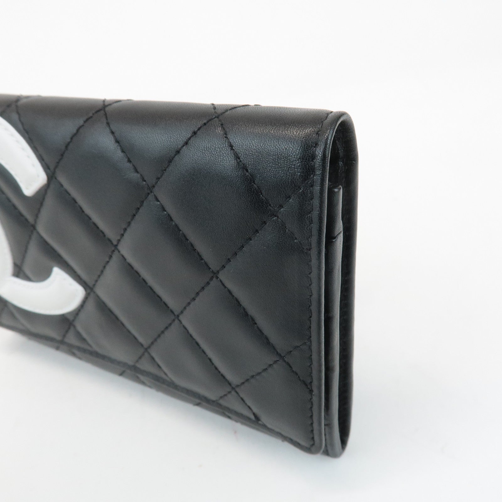 CHANEL Cambon Line COCO Mark Lamb Skin Bifold Wallet A26722 Used