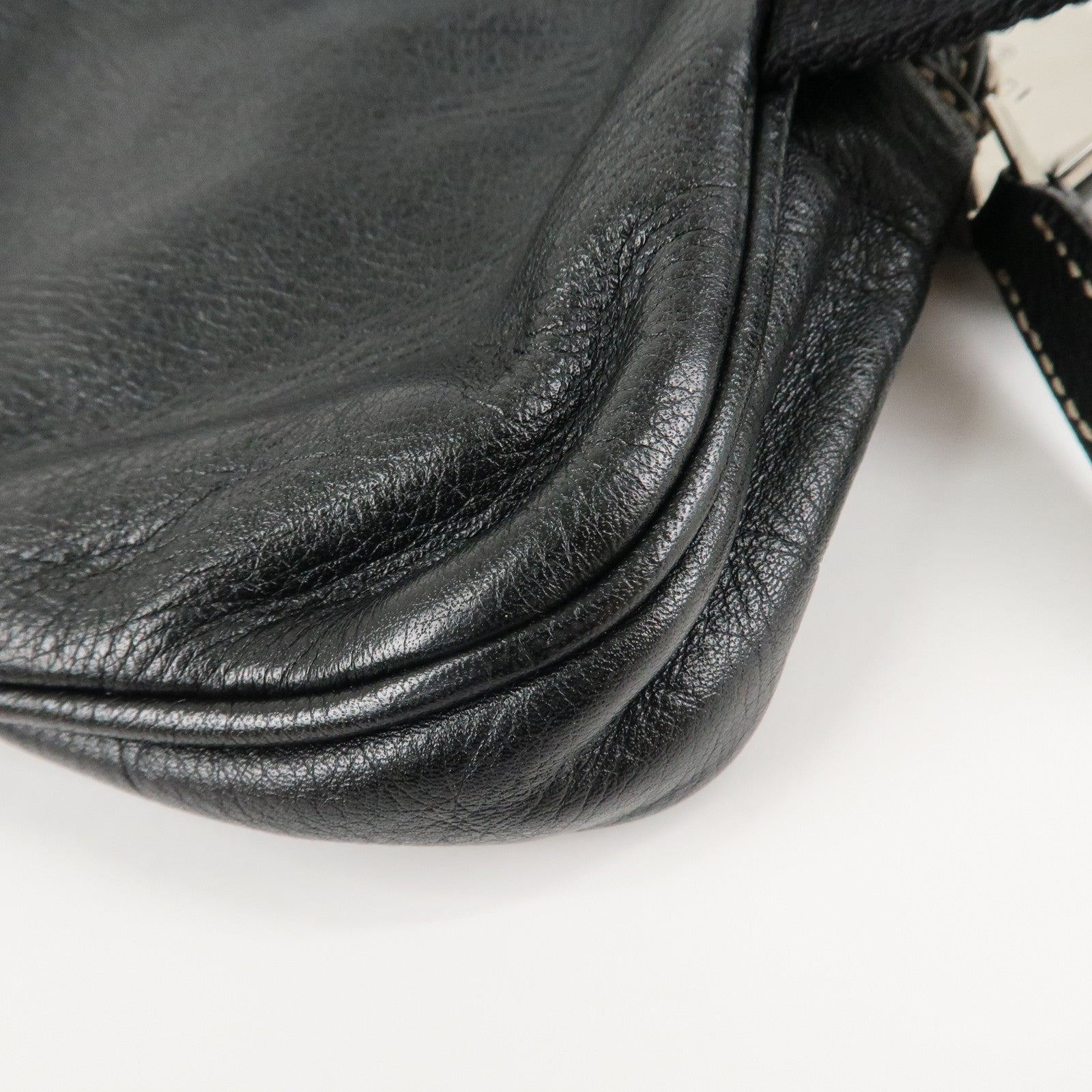 GUCCI Leather Nylon Waist Bag Cross Body Bag Black 201846 Used