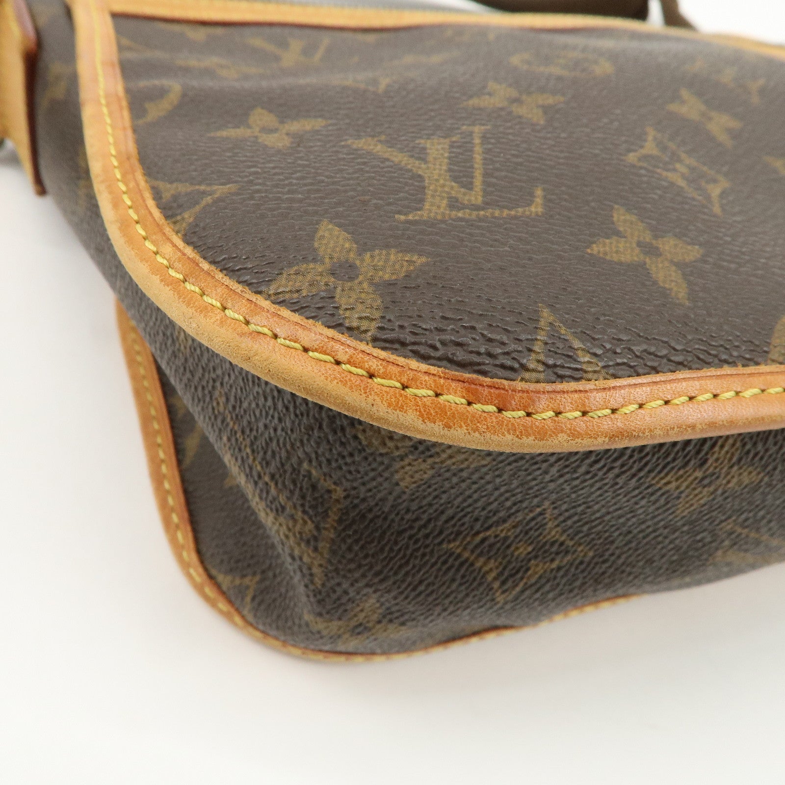 Louis Vuitton Monogram Messenger Bosphore PM Shoulder Bag M40106