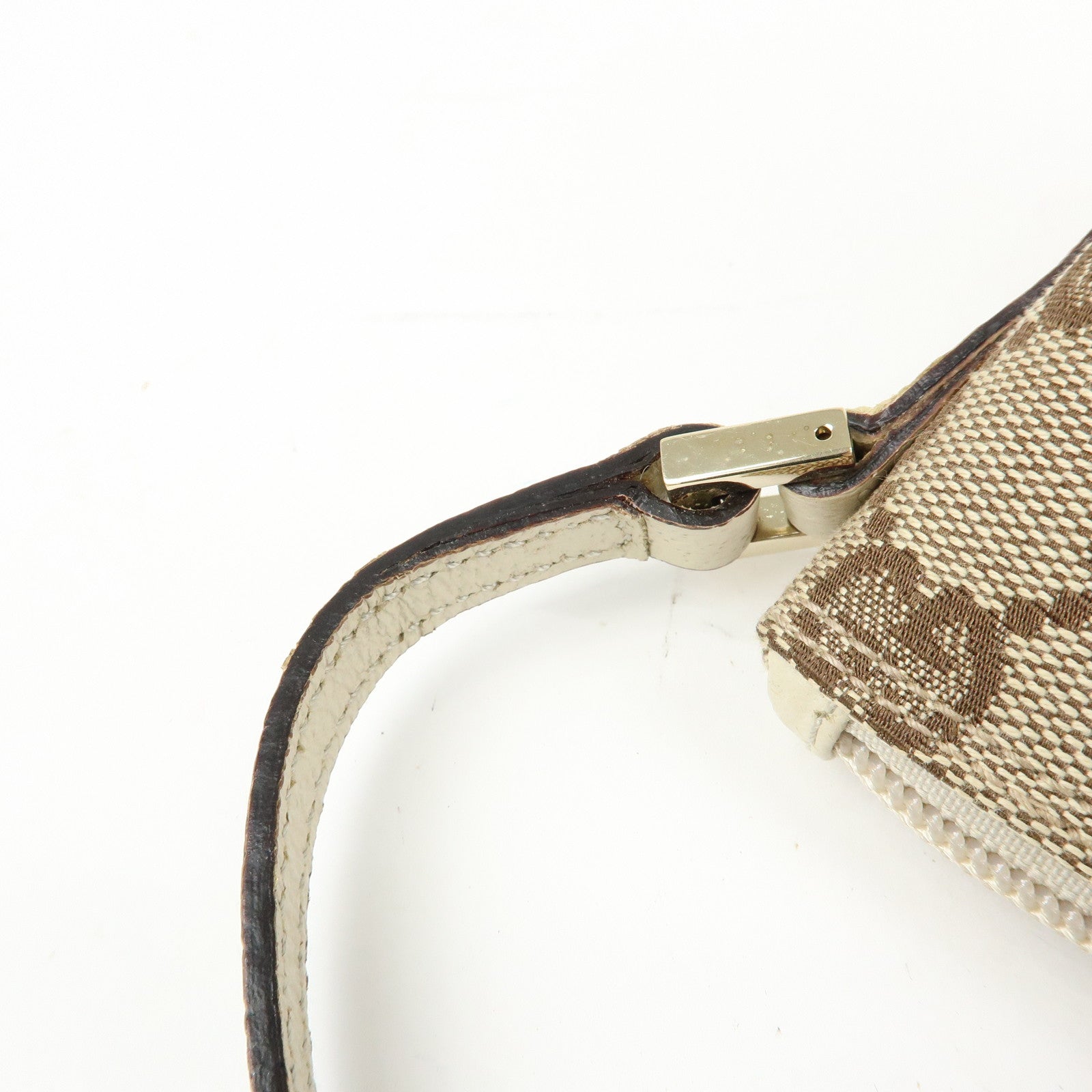 GUCCI Boat Bag GG Canvas Leather Accessory Pouch Beige White 07198