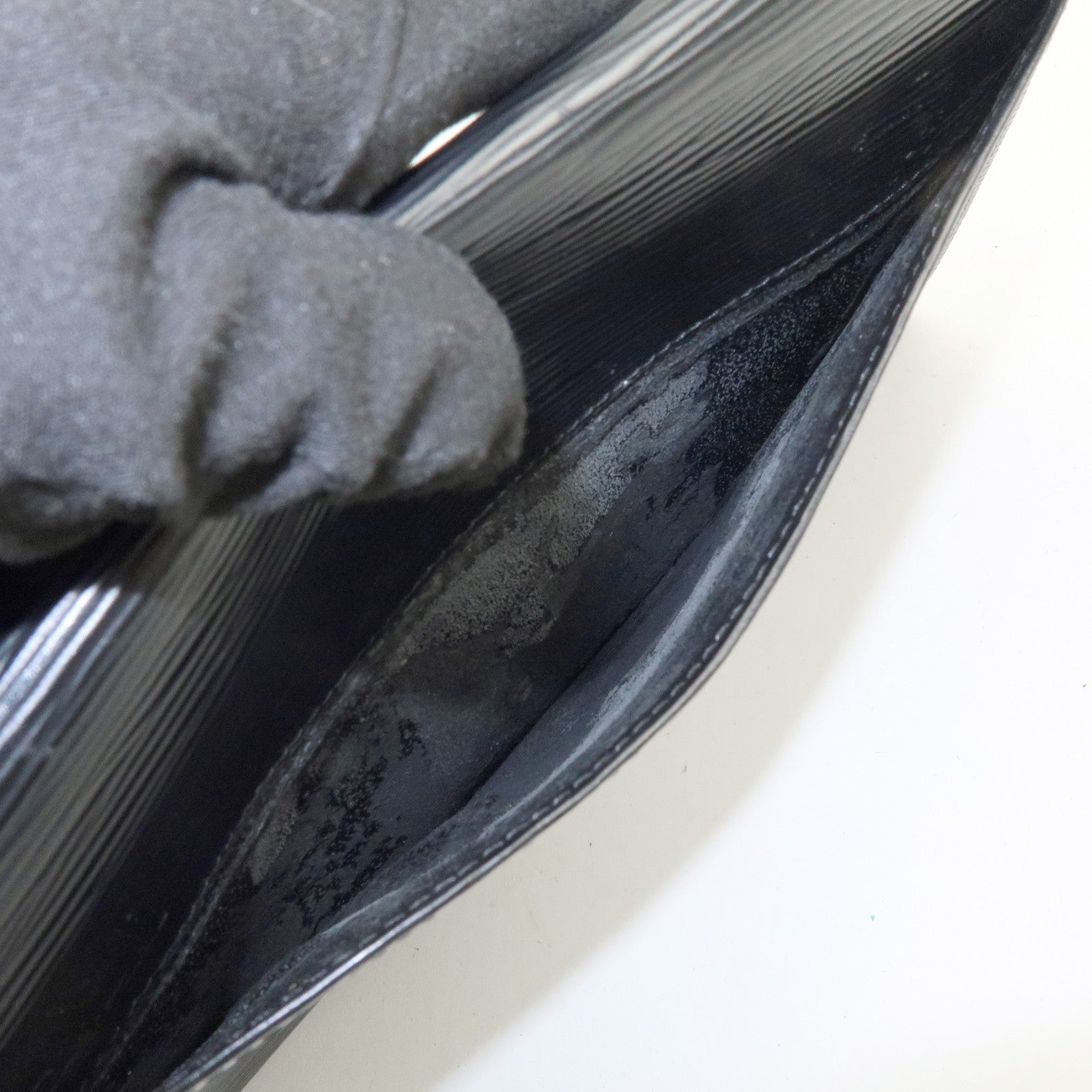 Louis Vuitton Epi Art Deco Clutch Bag Noir Black M52632