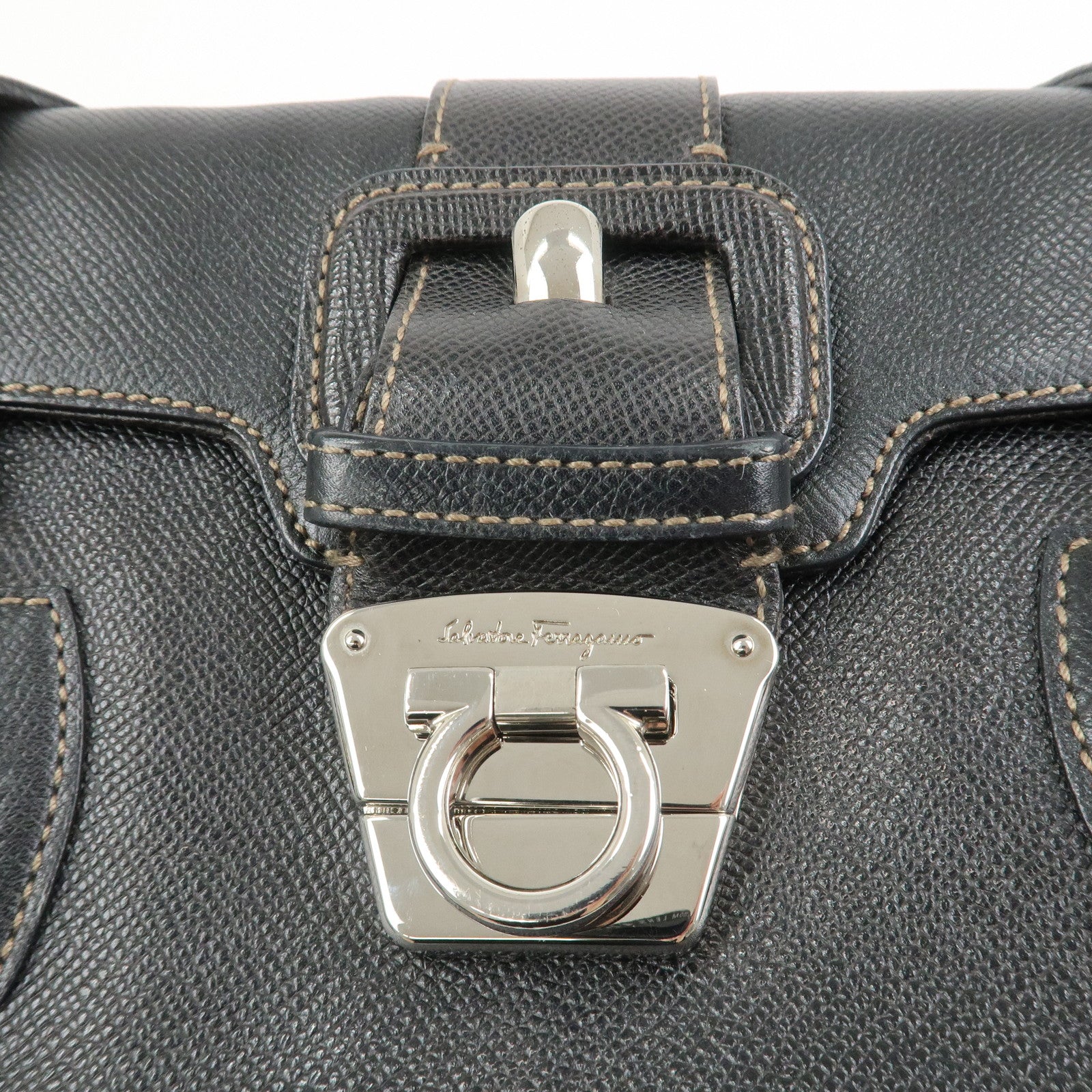 Ferragamo Gancini Leather Shoulder Bag Hand Bag Black