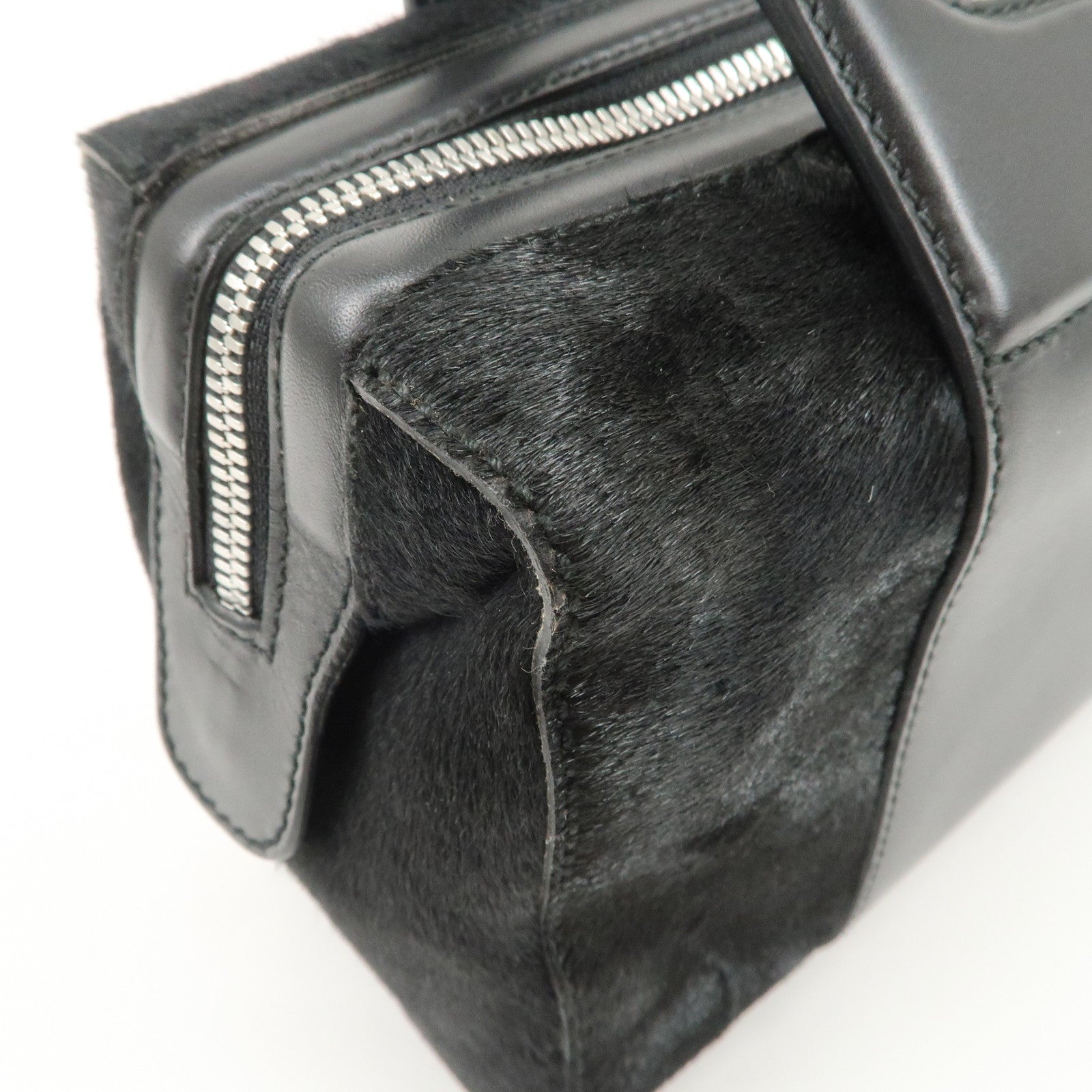 Ferragamo Gancini Leather Unborn Calf Hand Bag Black Used