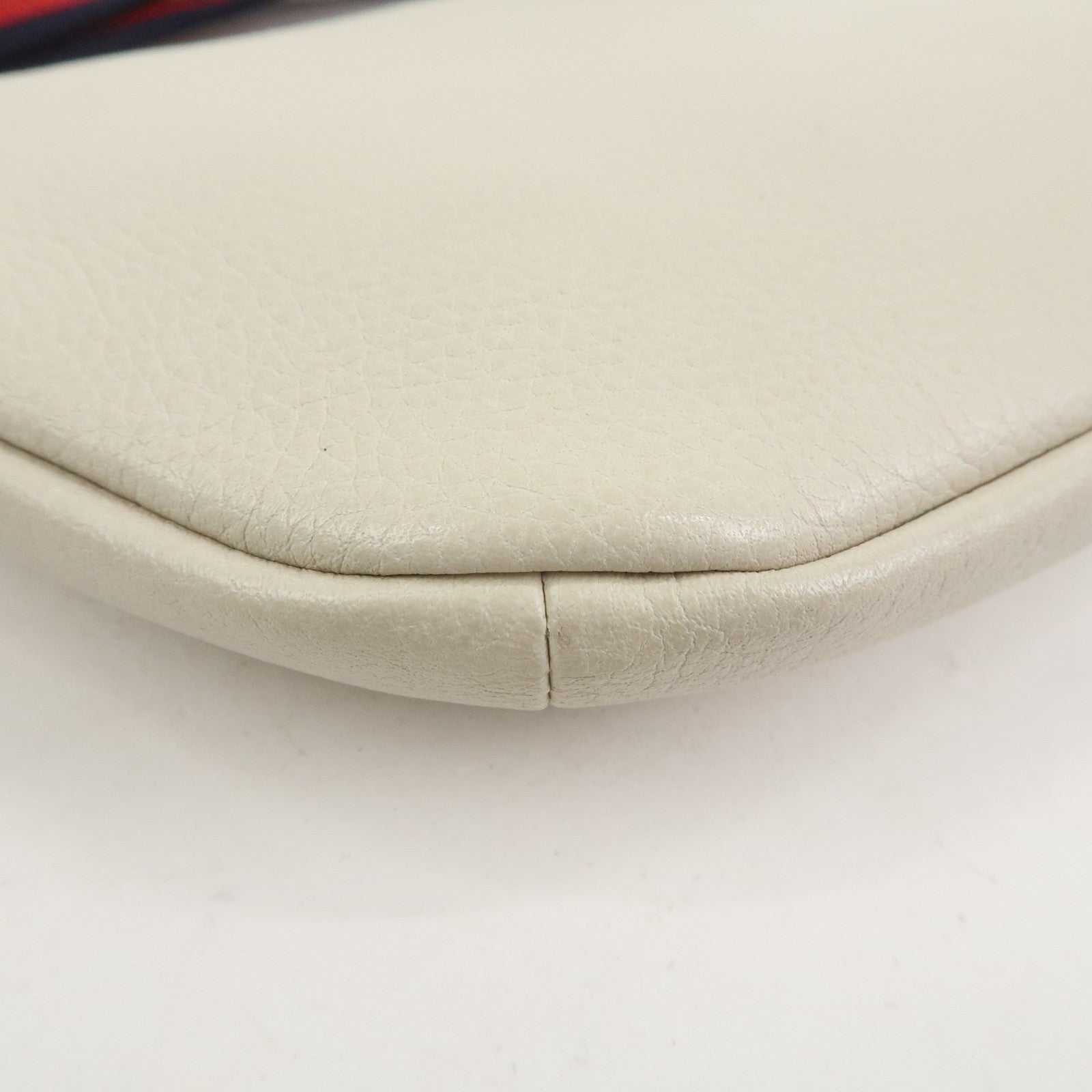 GUCCI Sherry Leather Waist Pouch Body Bag White 527792