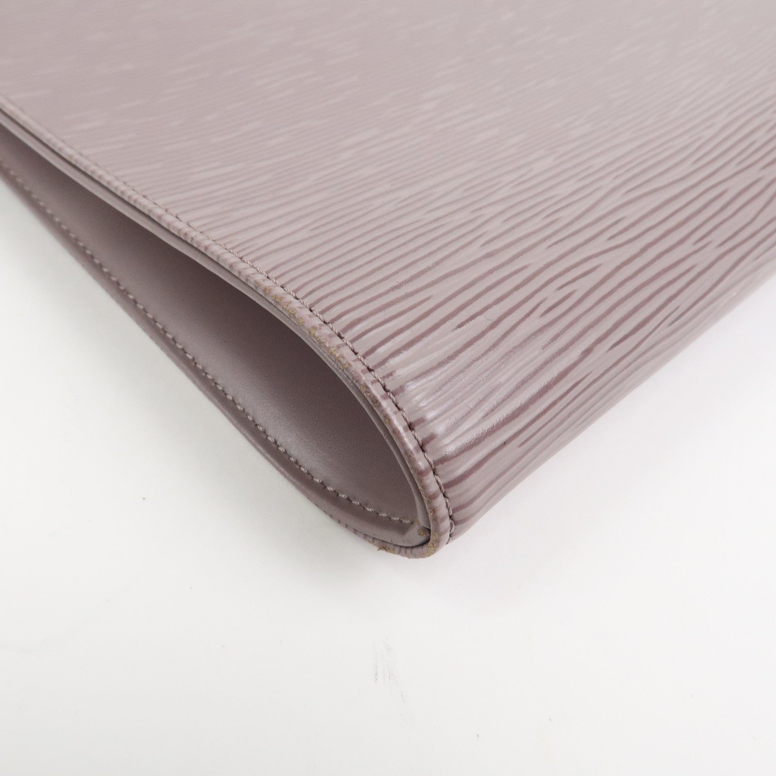 Louis Vuitton Epi Croisette PM Shoulder Bag Lilac M5249B