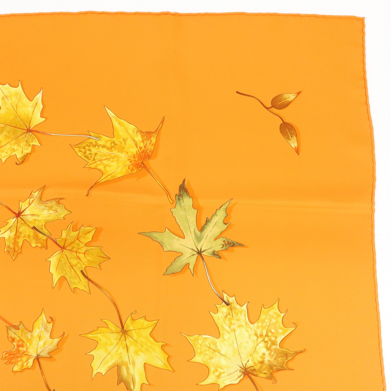 HERMES Carre 90 Silk 100% Scarf A WALK IN THE PARK Orange
