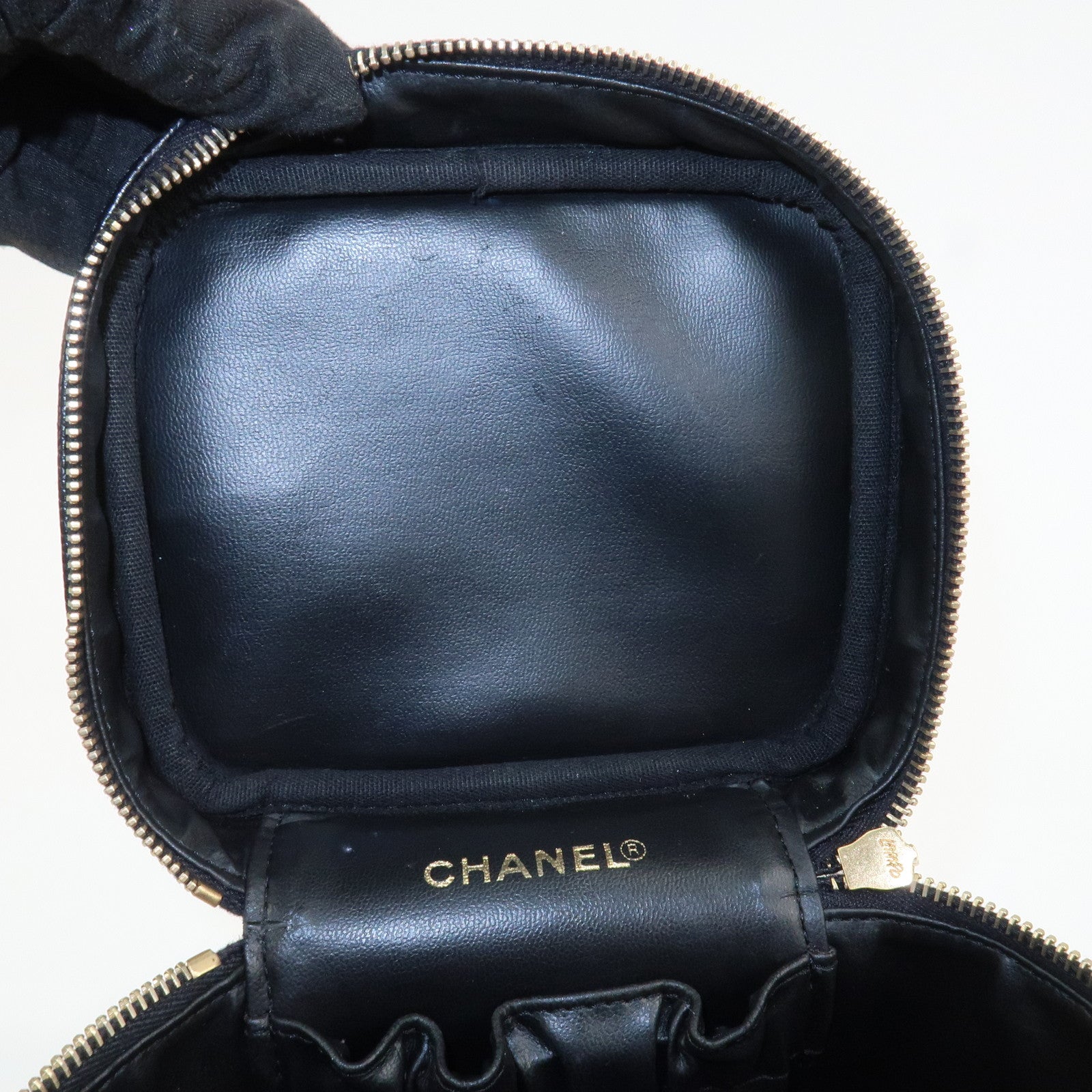 CHANEL COCO Mark Caviaskin Vanity Bag Makeup Bag Hand Bag A01998