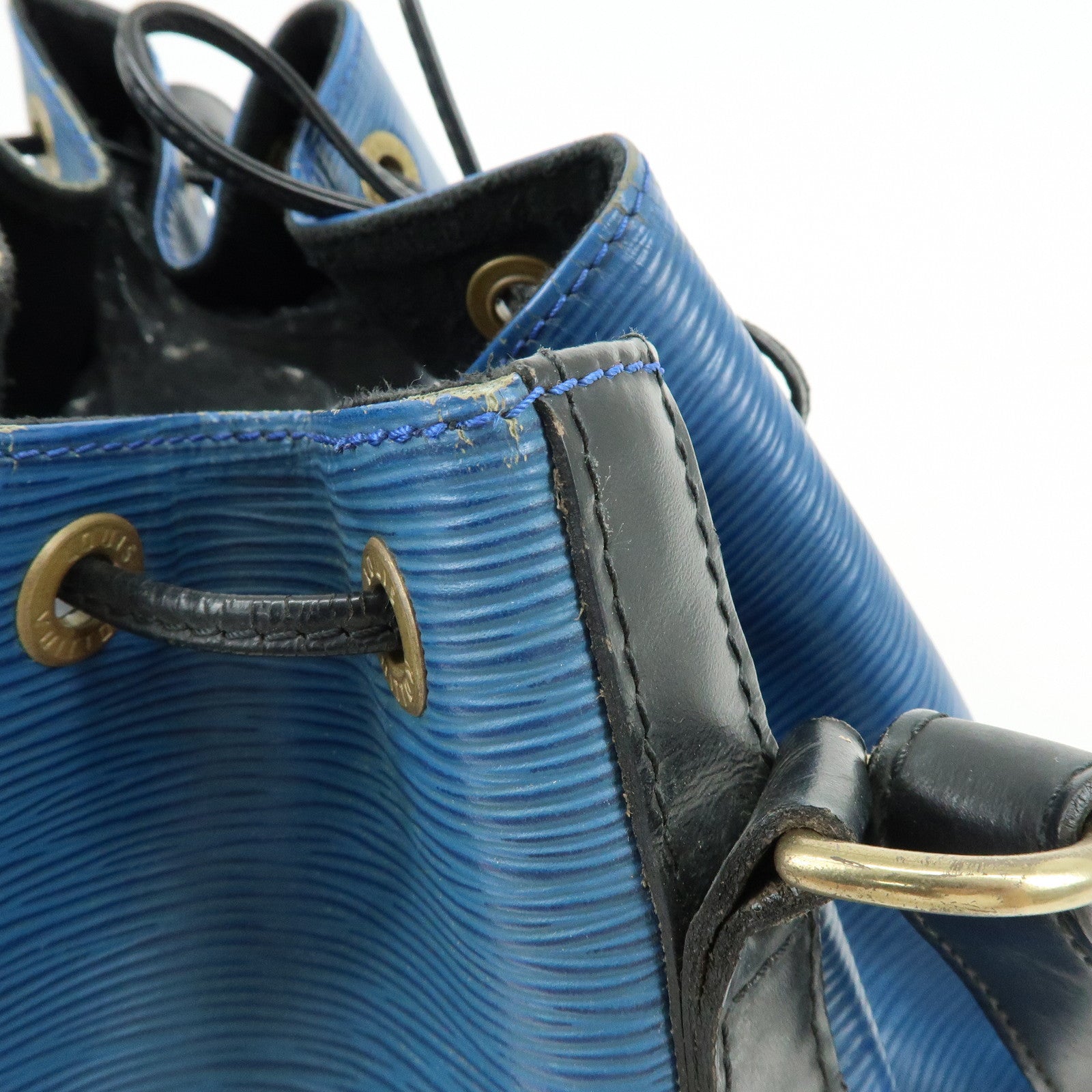 Louis Vuitton Epi Petit Noe Bicolor Shoulder Bag Blue Noir M44152