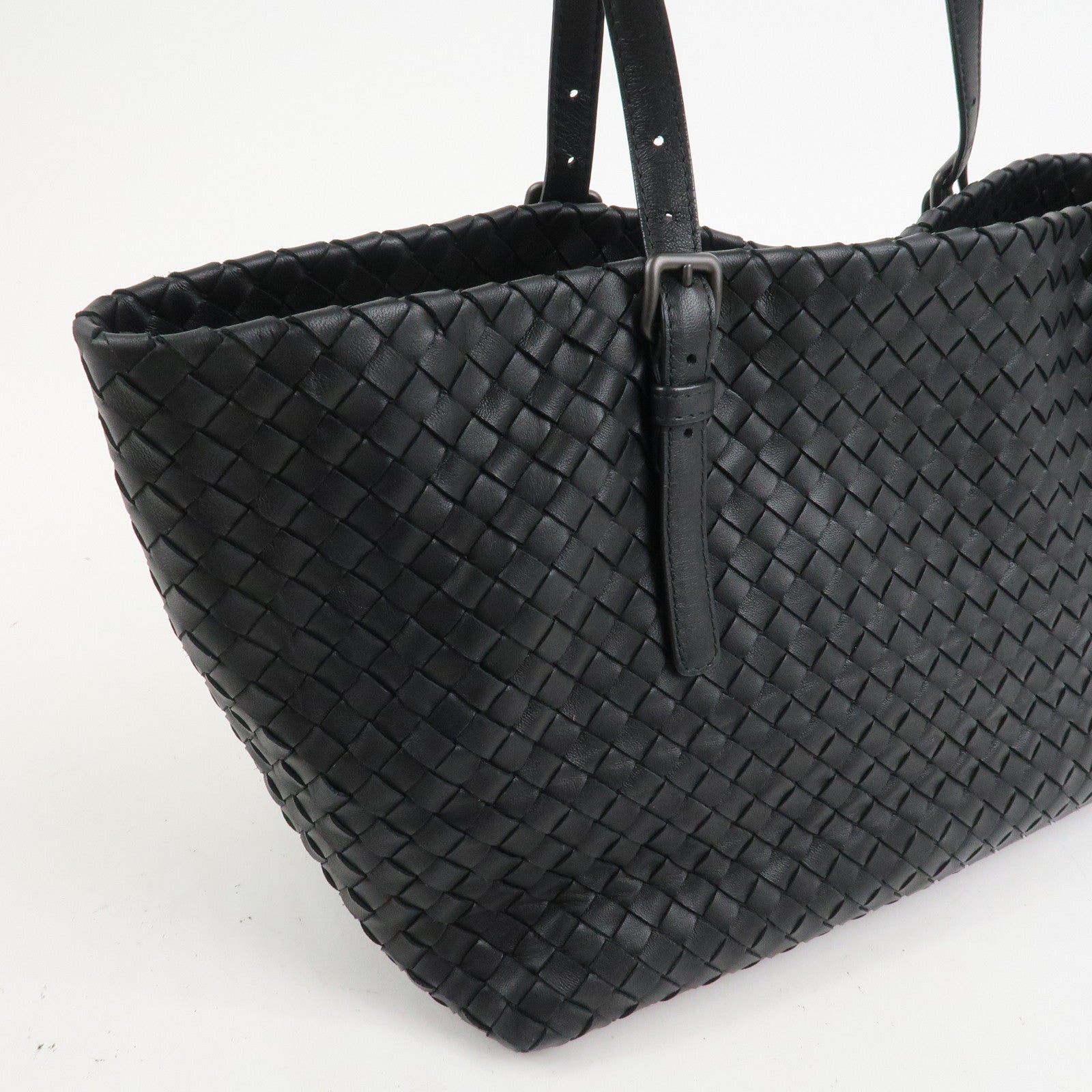 BOTTEGA VENETA Intrecciato Leather Medium Cesta Bag Tote Bag Black 337260