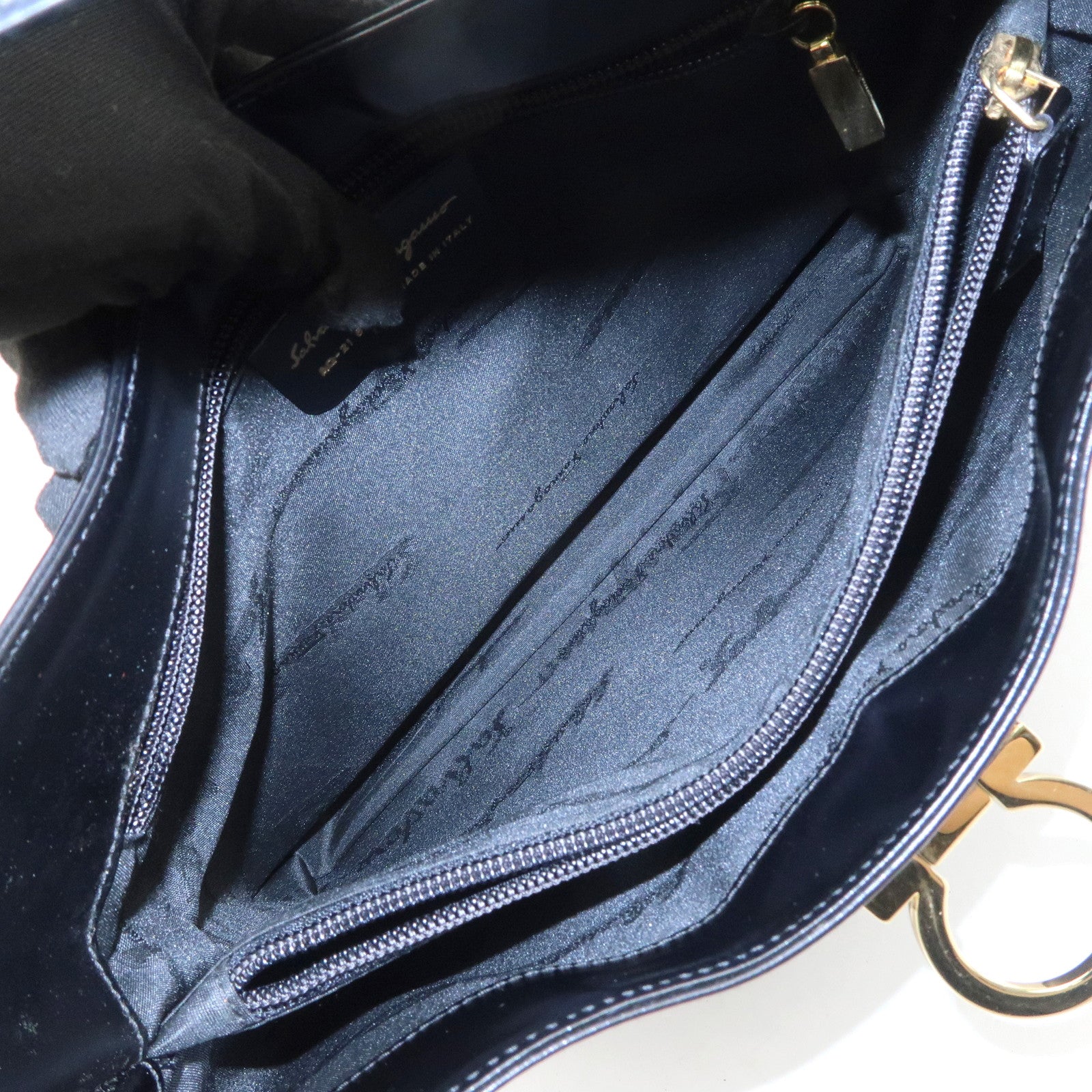 Ferragamo Gancini Leather Shoulder Bag Hand Bag Black Gold HDW