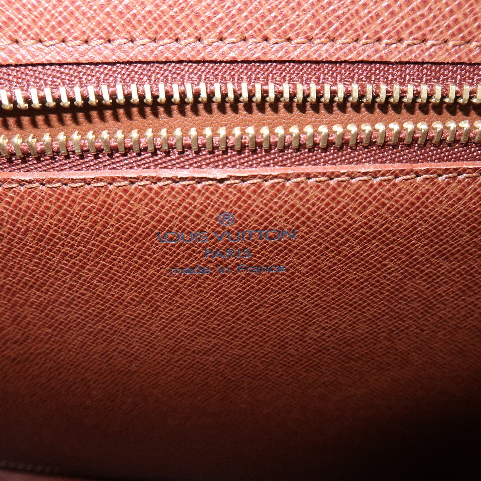 Louis Vuitton Monogram Saint Cloud GM Shoulder Bag Brown M51242