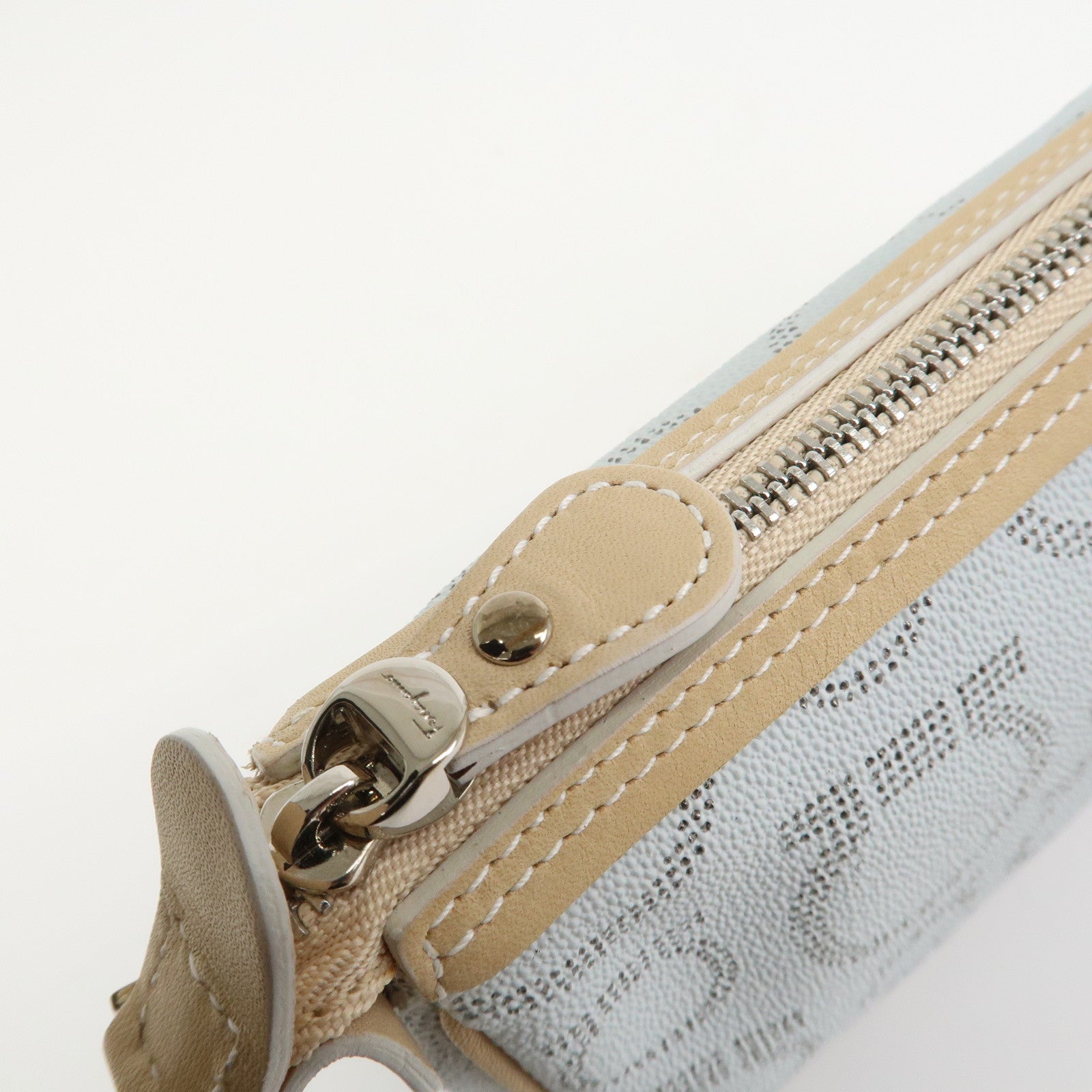 Ferragamo Gancini Leather Hand Bag Shoulder Bag AAU-21 7497