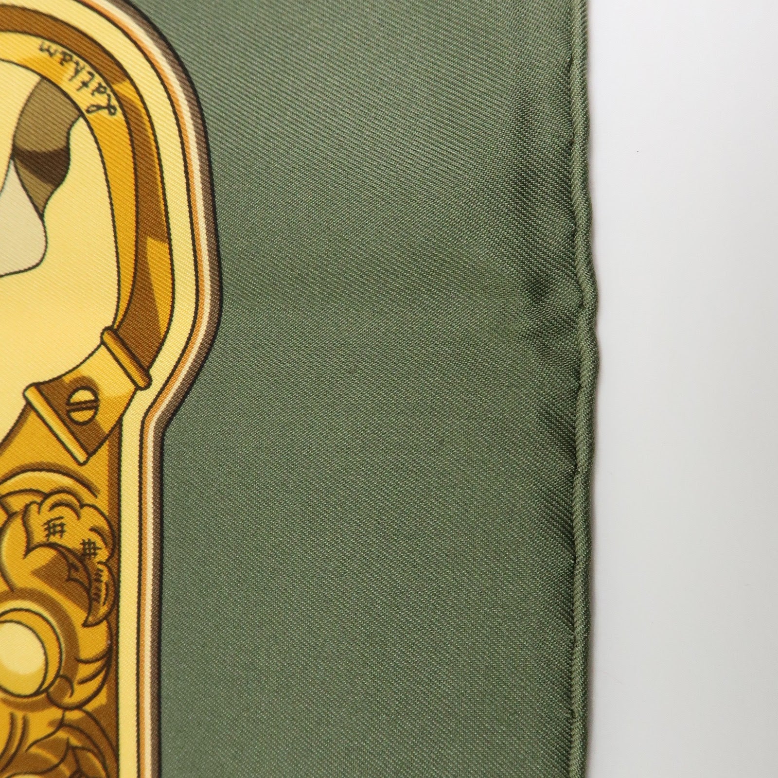 HERMES Carre 90 Silk 100% Scarf Copeaux Gold Yellow Moss Green