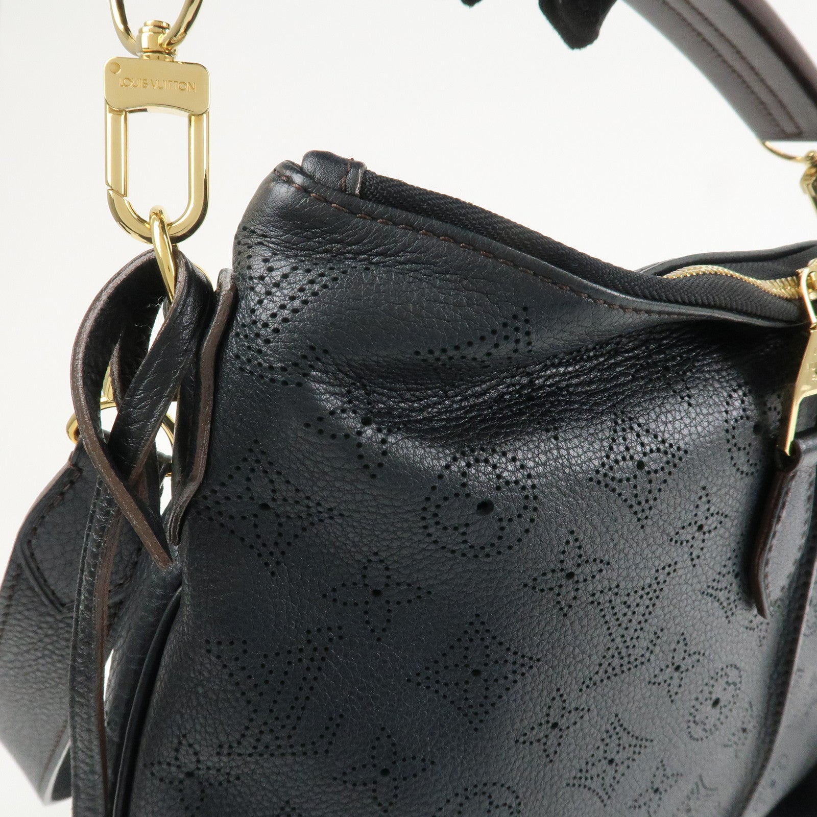 Louis Vuitton Monogram Mahina Selene PM Shoulder Bag Noir M94035
