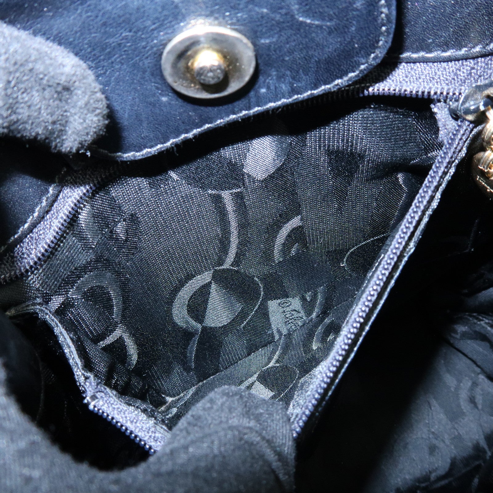 Ferragamo Gancini Leather Shoulder Bag Hand Bag Black