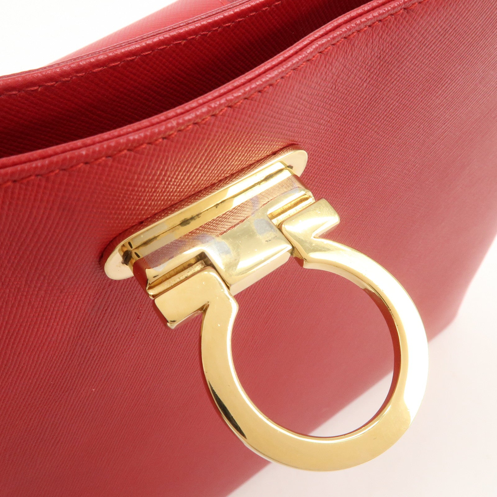 Ferragamo Gancini Leather Shoulder Bag Hand Bag Red