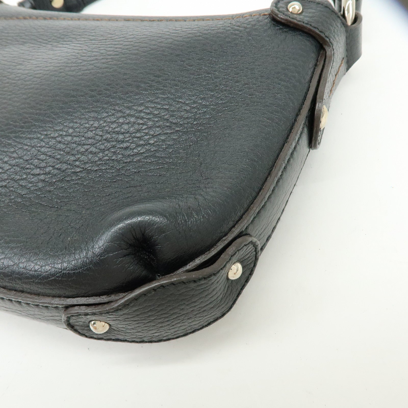 Ferragamo Gancini Leather Shoulder Bag Hand Bag Black
