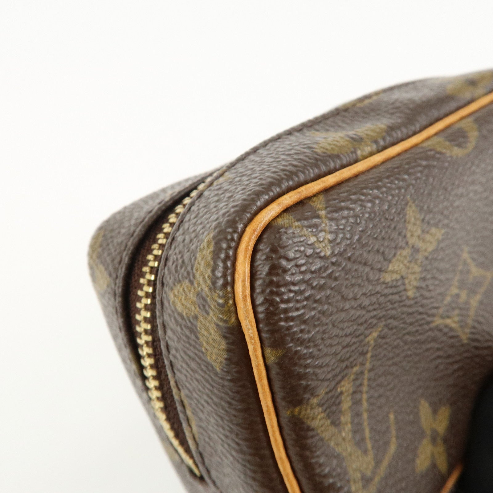 Louis Vuitton Monogram Trousse Wapity Pouch Camera Case M58030 Used