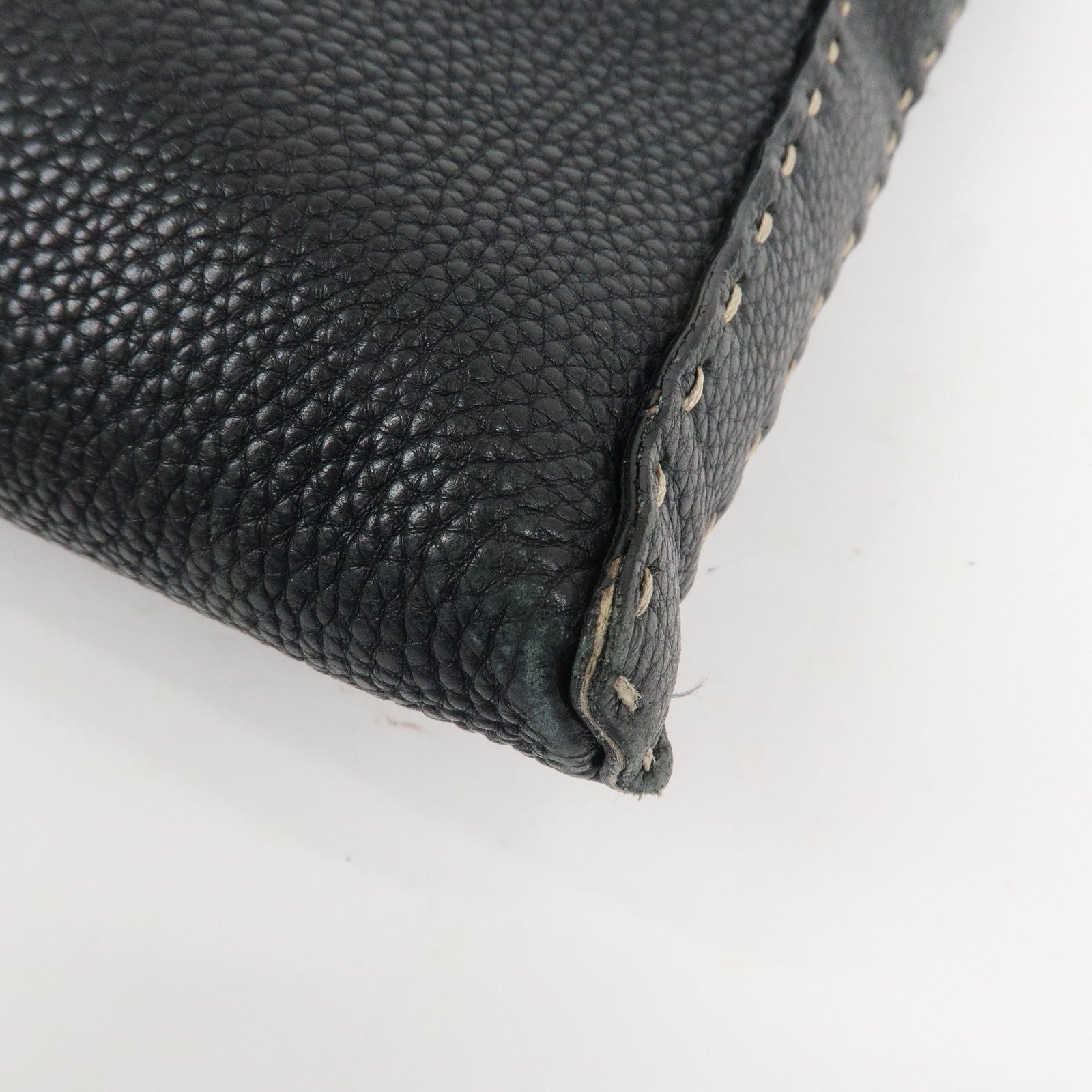 FENDI Selleria Leather Shoulder Bag Crossbody Bag Black 8BT109