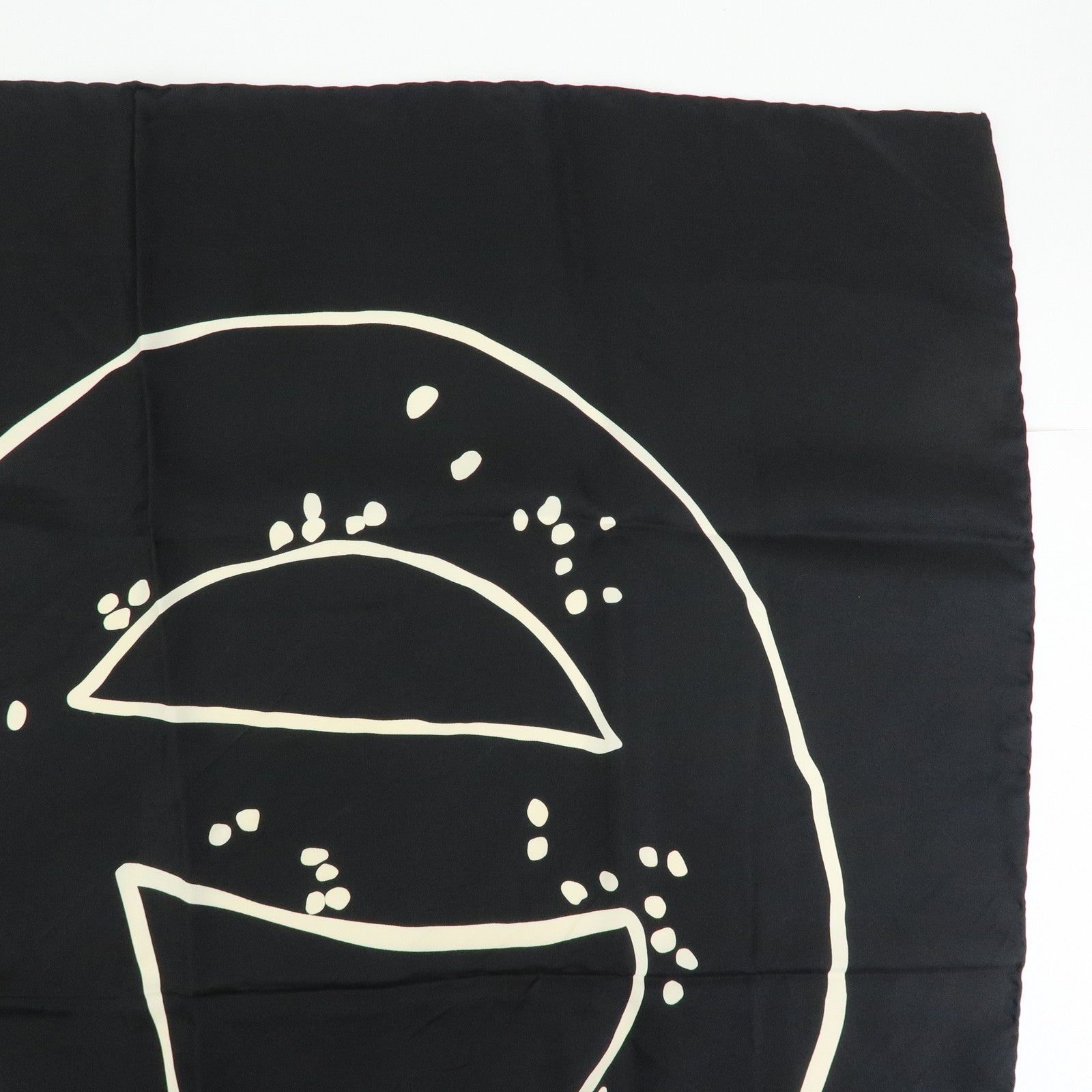 Louis Vuitton Silk 100% Pretzel Motif Scarf Black
