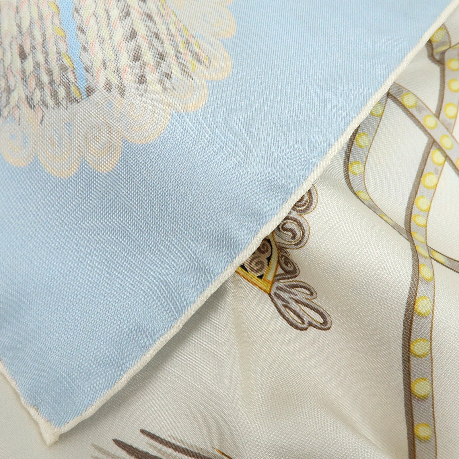HERMES Carre 90 Silk 100% Scarf PAPEROLLES Light Blue Ivory
