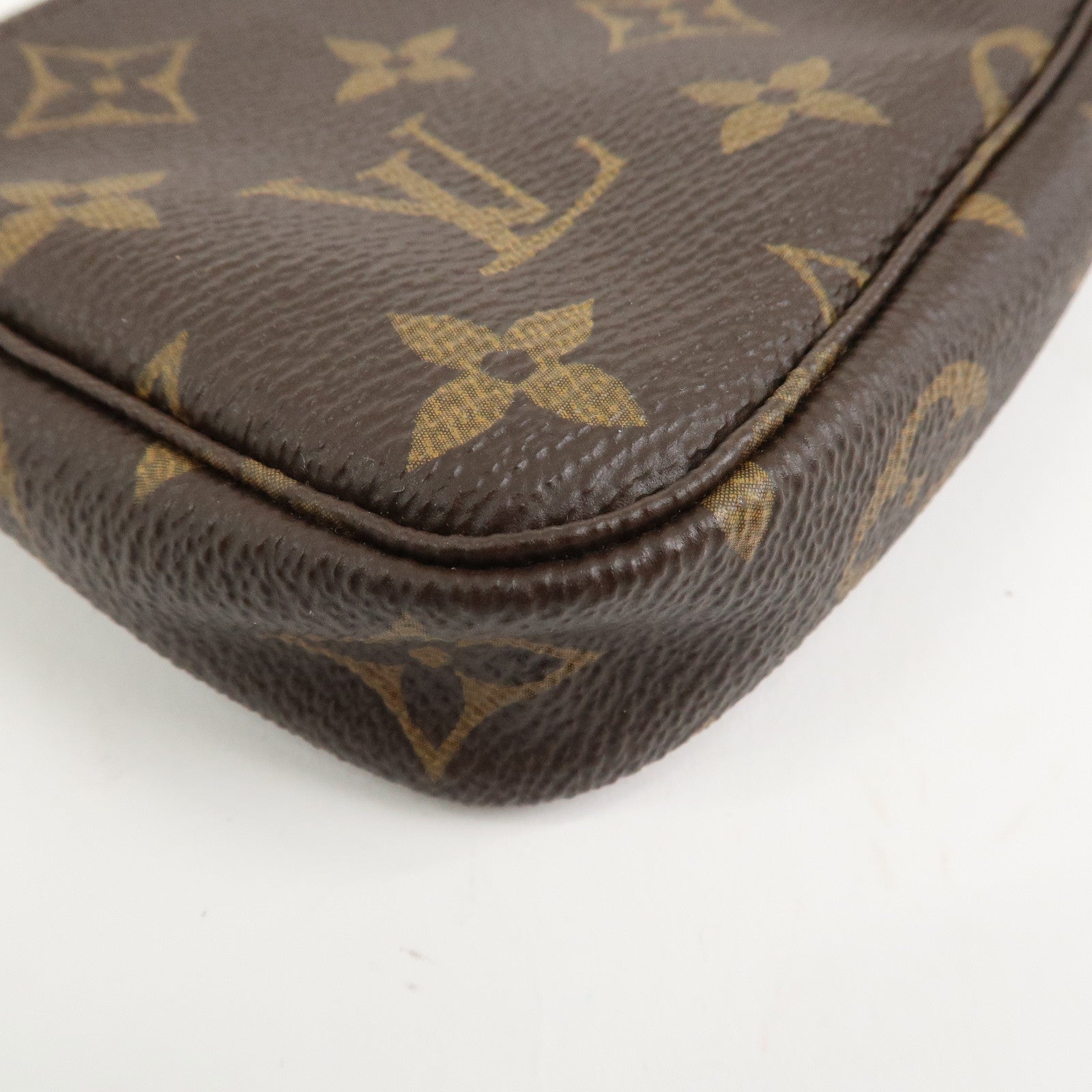 Louis Vuitton Monogram Mini Pochette Accessoires Hand Bag M58009