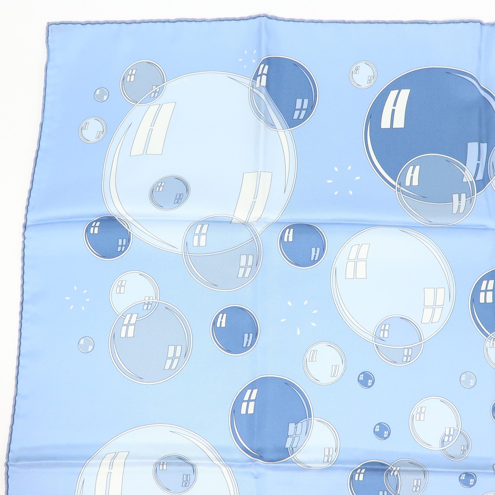 HERMES Carre 90 Silk 100% Scarf bal de bulles Soap Bubble Print