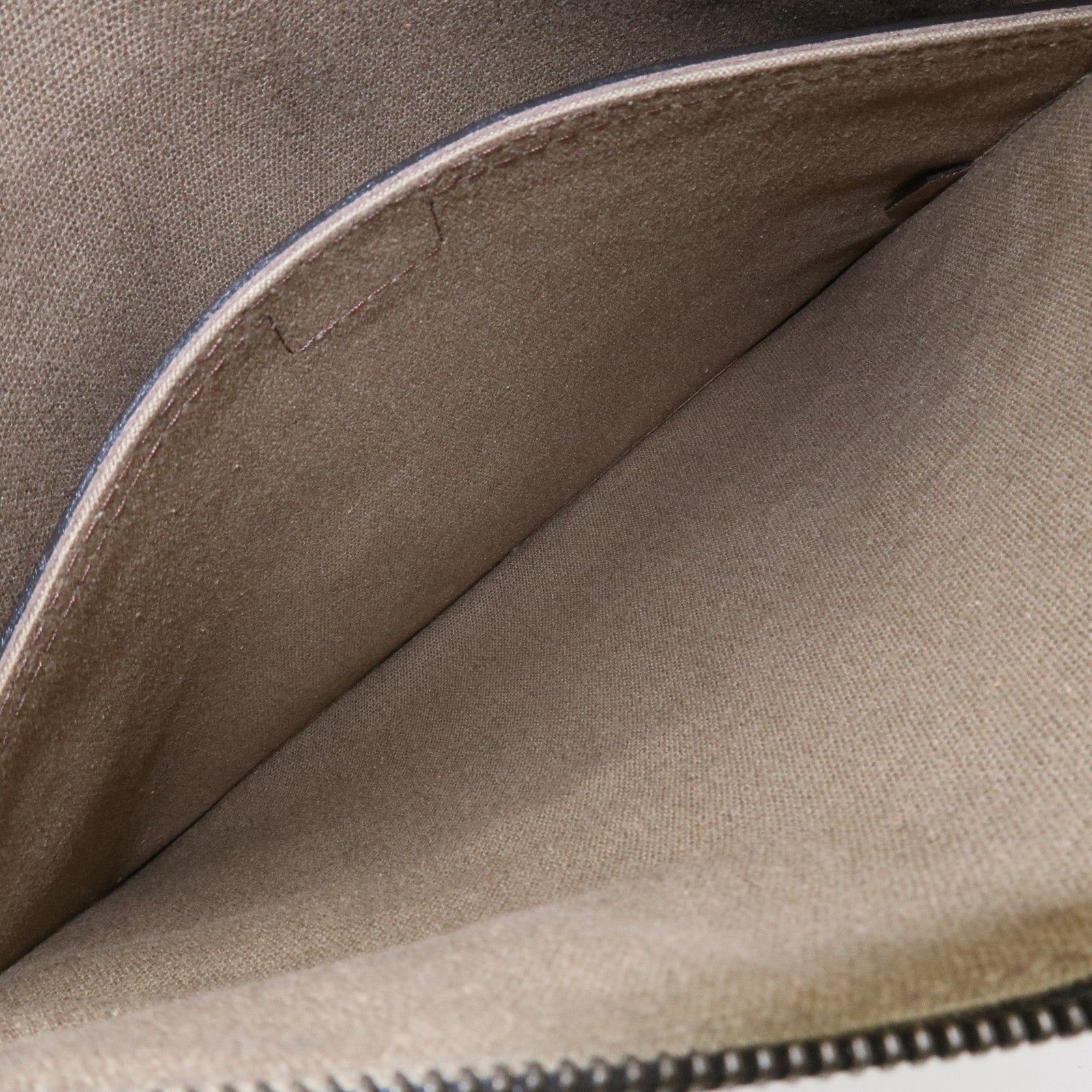 Louis Vuitton Utah サックプラ Style Cafe M92073