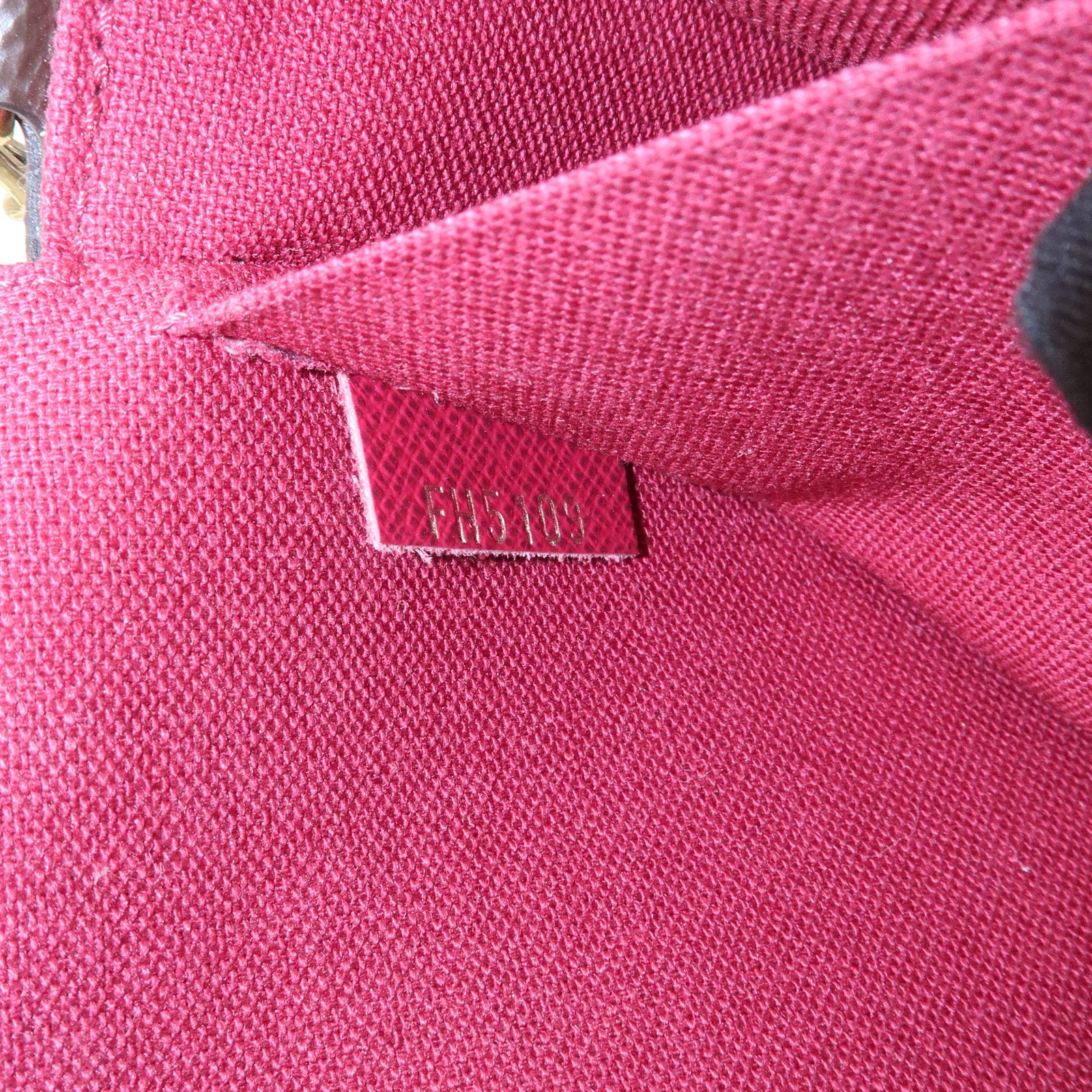 Louis Vuitton Monogram Pochette Felicie Shoulder Bag Brown M61276