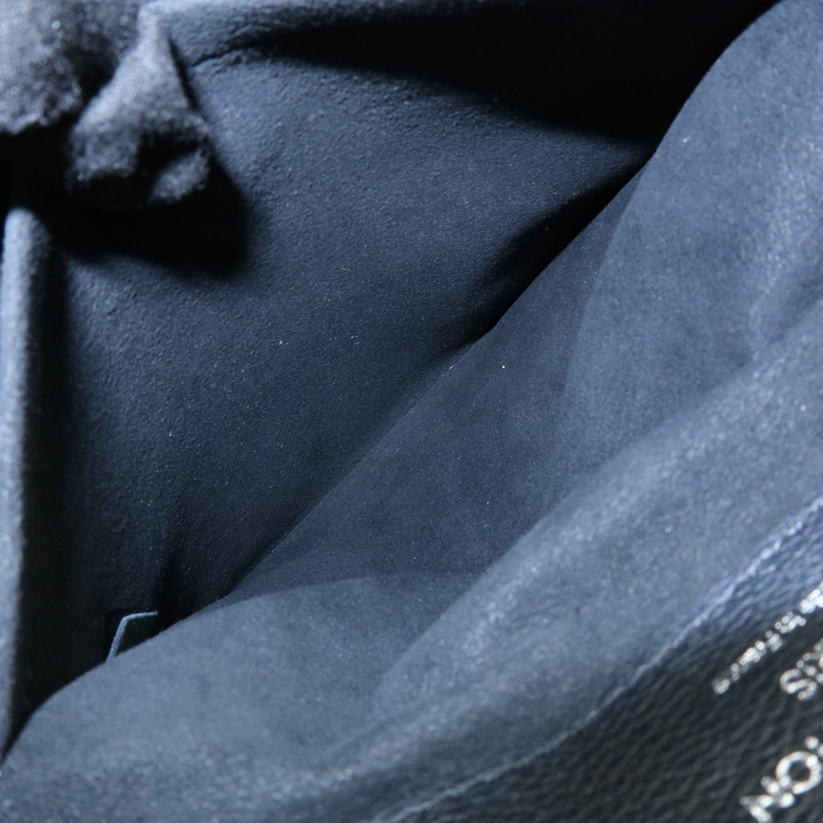 Louis Vuitton Lockme Leather Backpack Rucksack Noir Black M41815