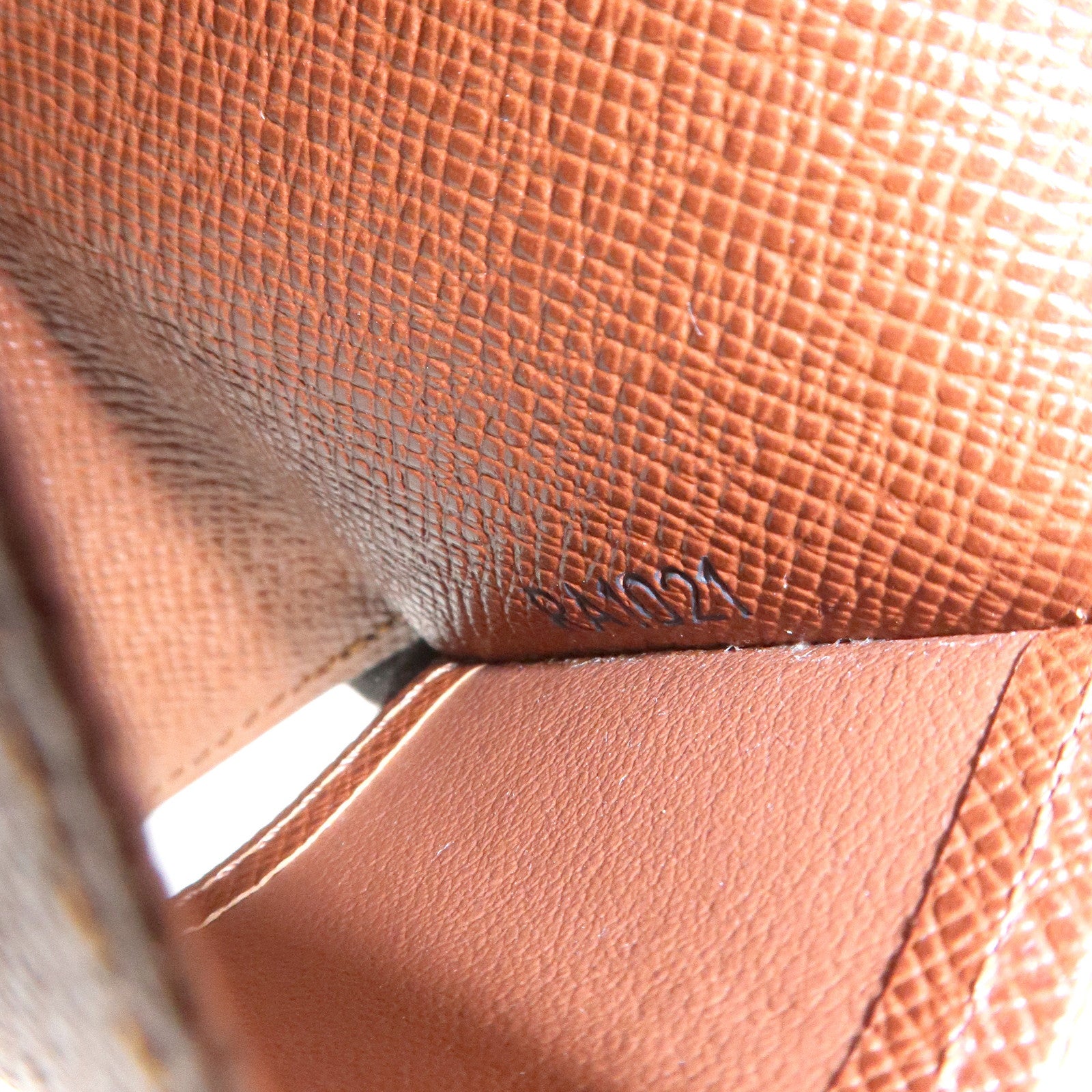 Louis Vuitton Monogram Multicles 4 Key Case Key Holder Brown M69517