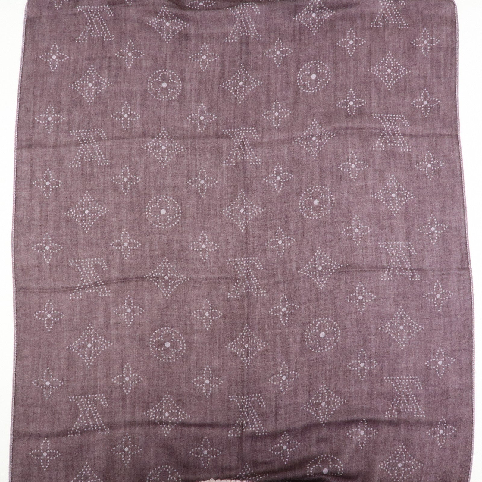 Louis Vuitton Monogram Cashmere Silk Etole Mahina Stole M72312
