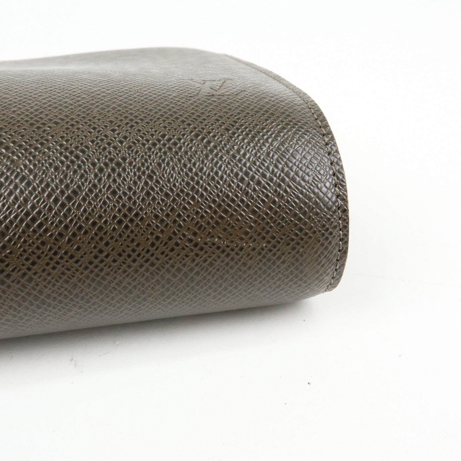 Louis Vuitton Taiga Organizer de Poche Clutch Bag Grizzly M30183