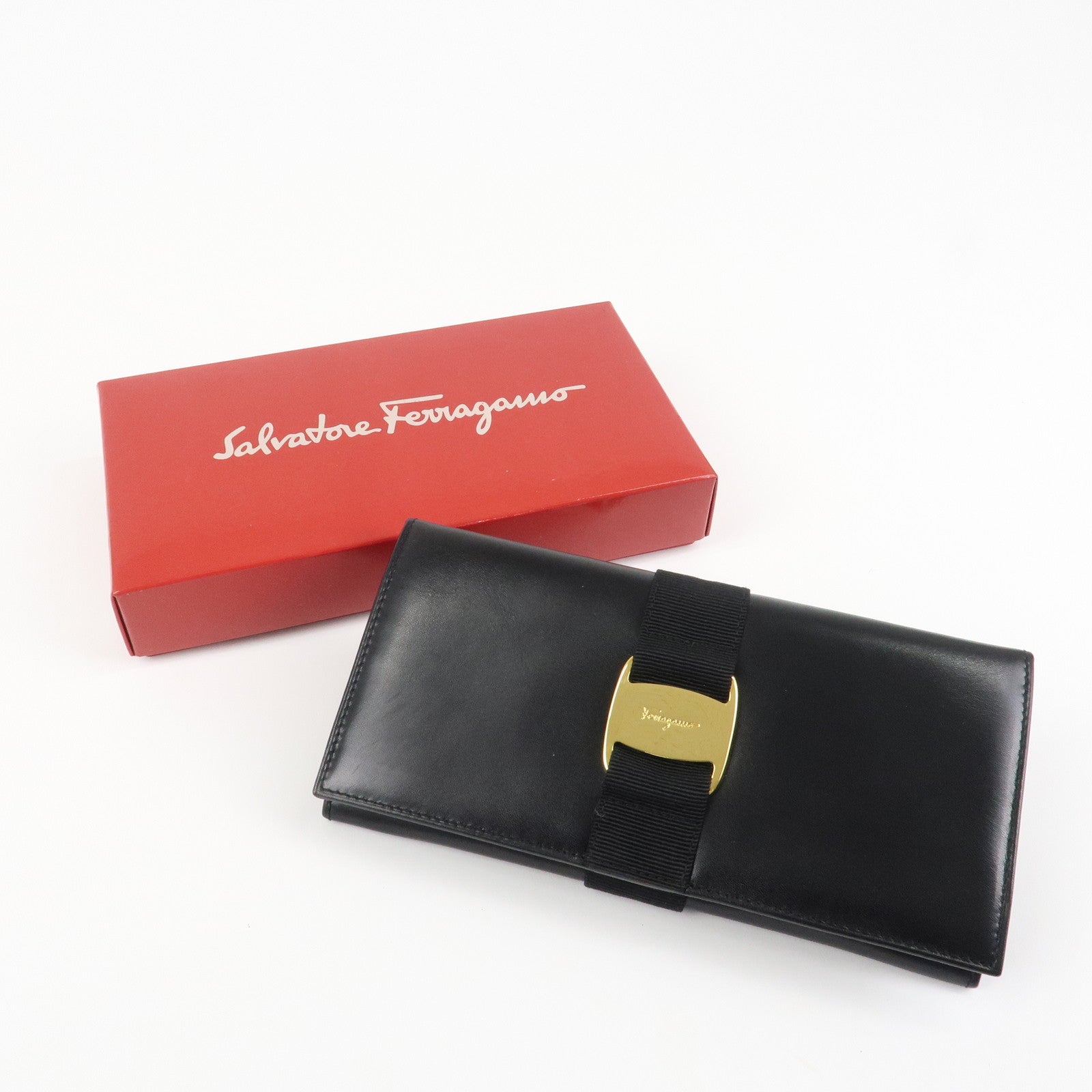 Ferragamo Vara Ribbon Leather Bi-fold Long Wallet Black Gold HDW Used