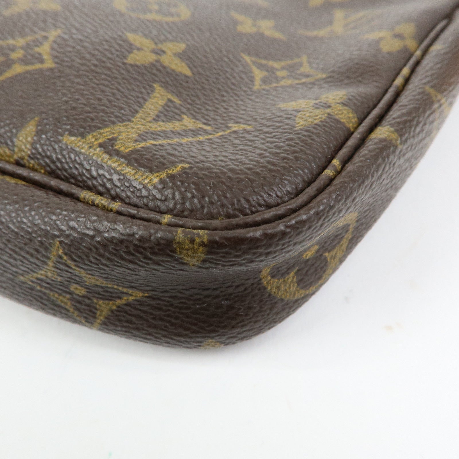Louis Vuitton Monogram Pochette Accessoires Pouch Hand Bag M51980