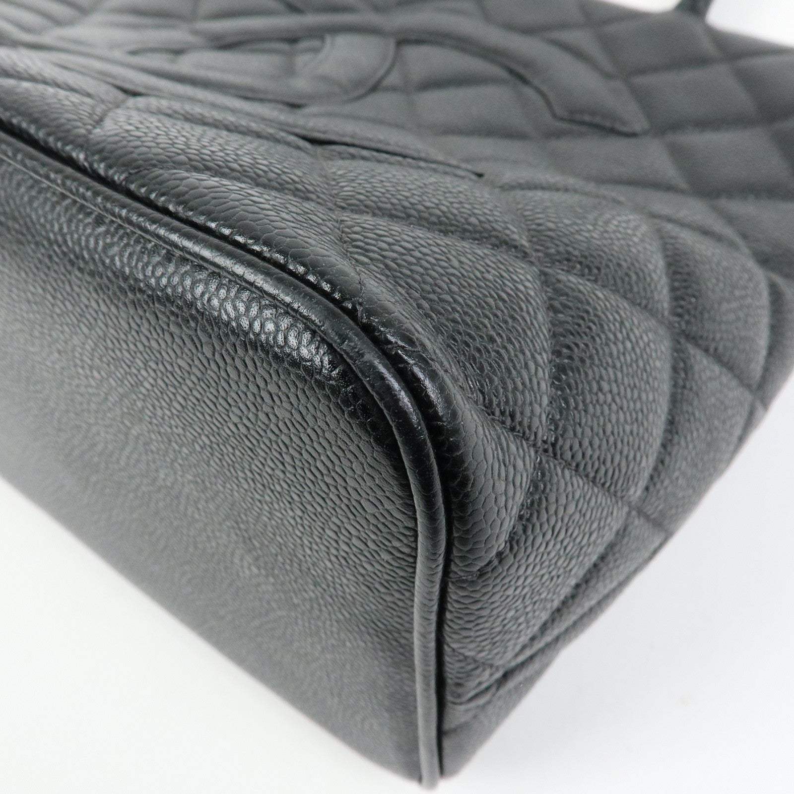 CHANEL Matelasse COCO Mark Cavairskin Medallion Hand Bag A01804