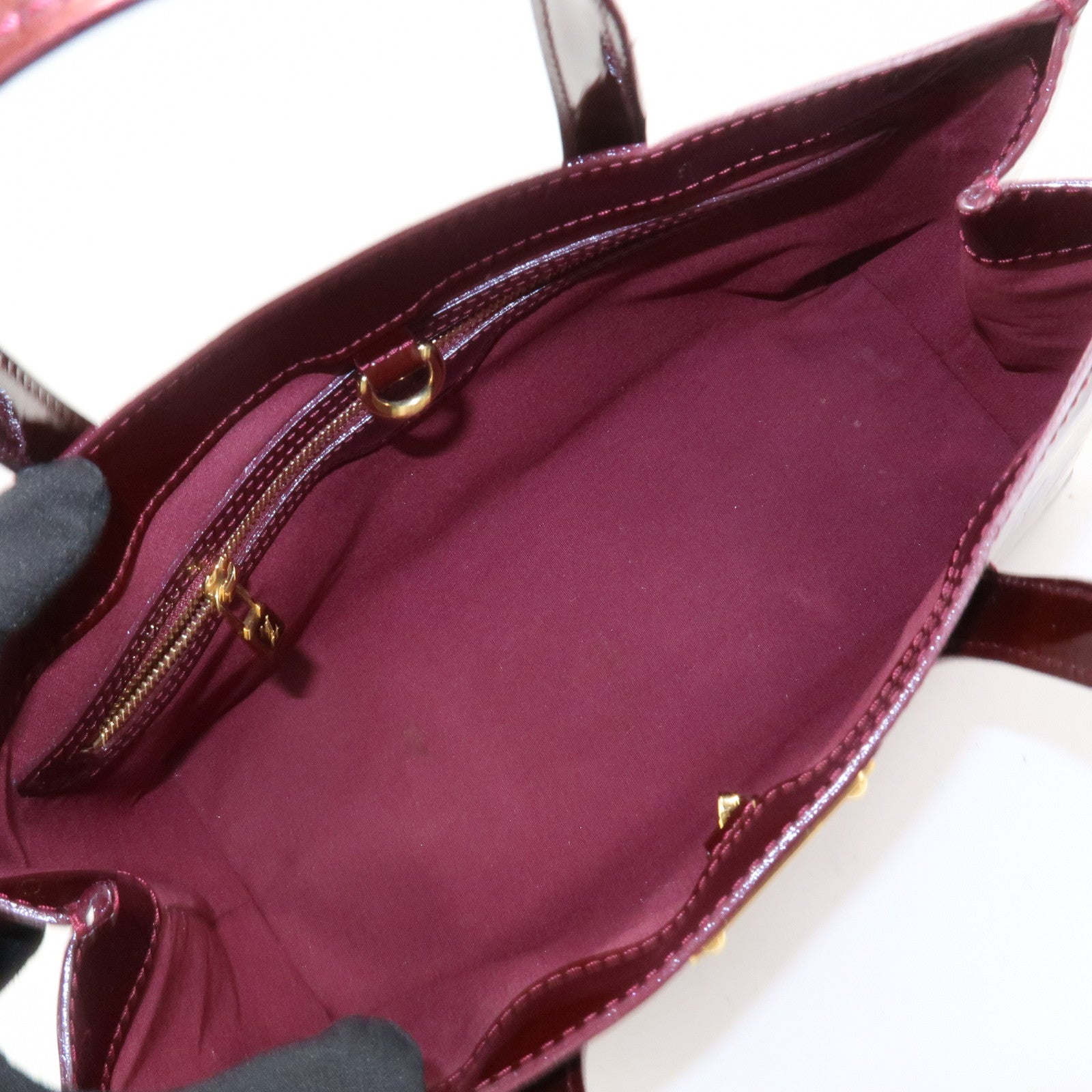 Louis Vuitton Monogram Vernis Wilshire PM Rouge Faurviste M91644
