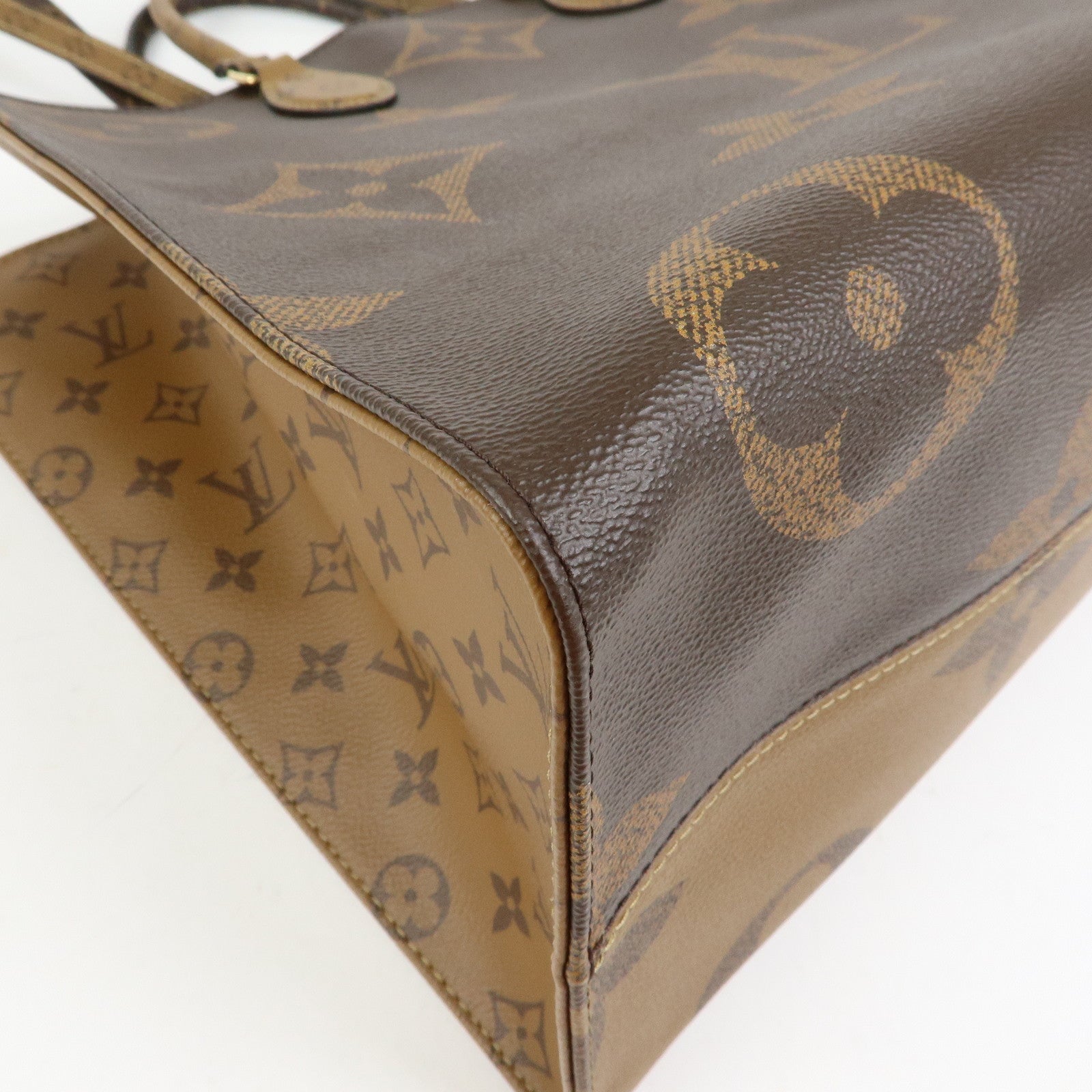 Louis Vuitton Monogram Giant Canvas On The Go MM Hand Bag M44576