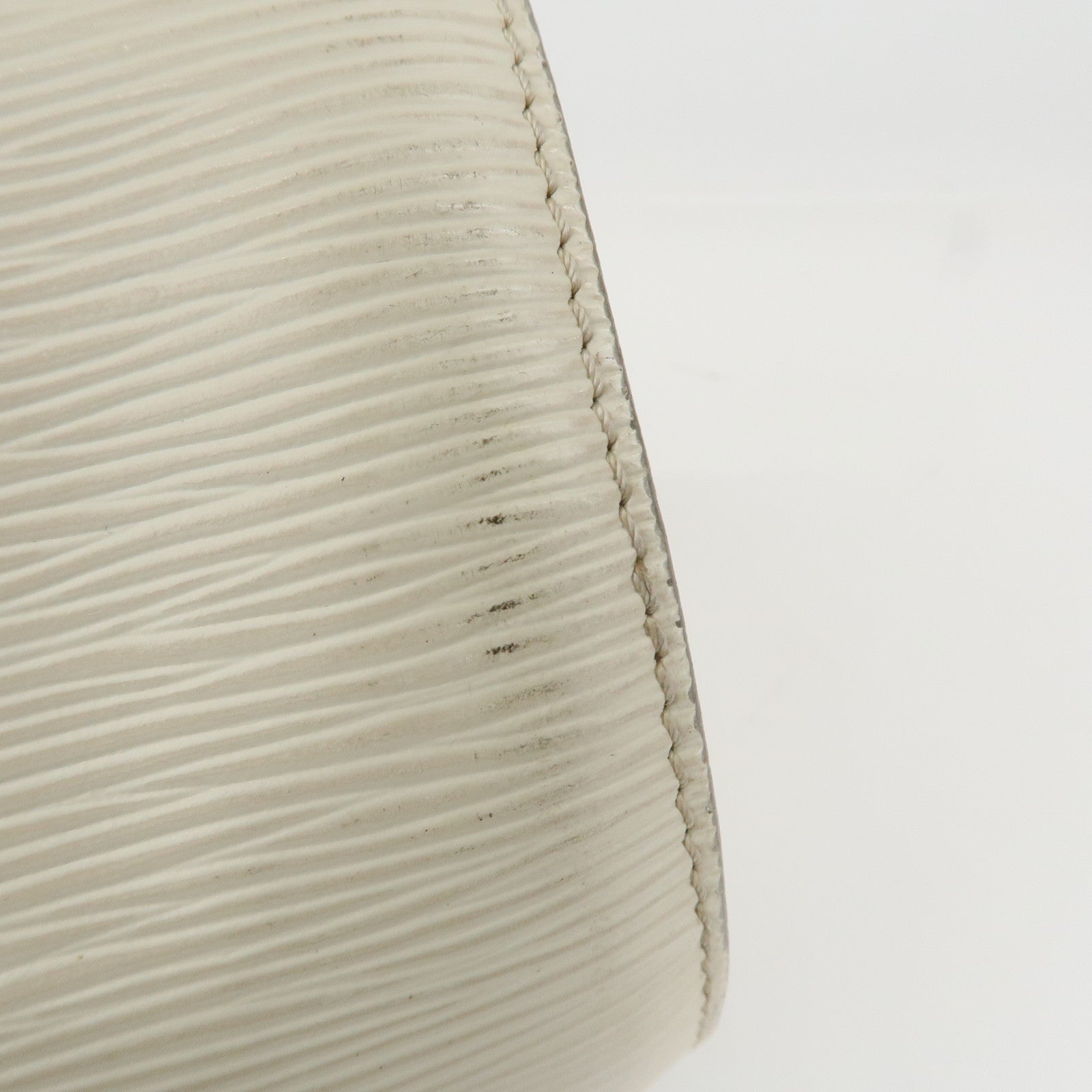 Louis Vuitton Epi Leather Soufflot Shoulder Bag Hand Bag Ivory White Used