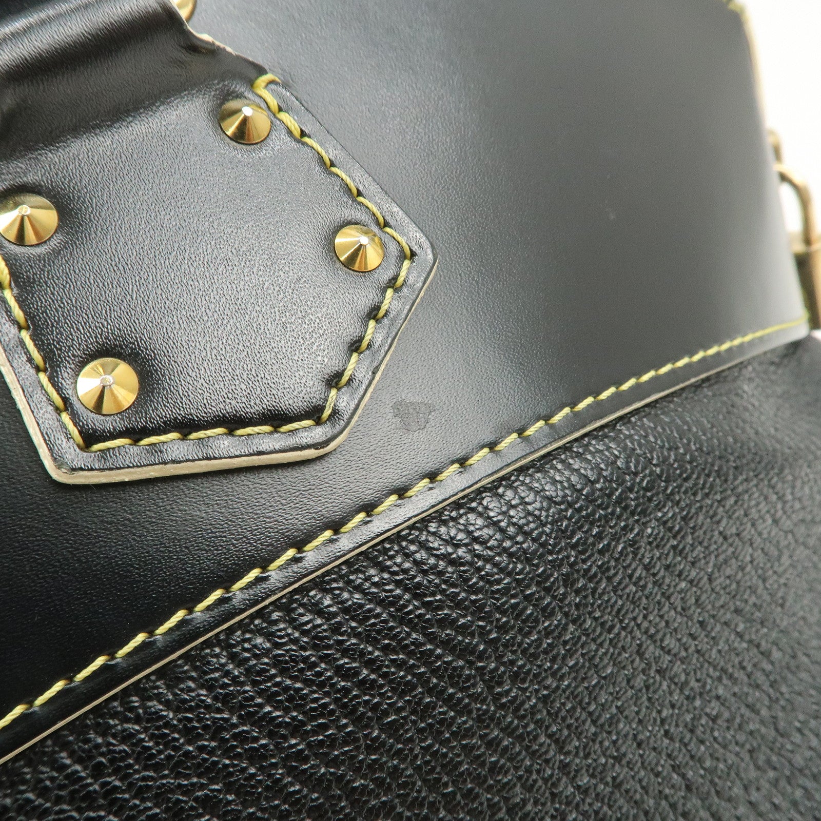 Louis Vuitton Suhari Leather Lock It MM Hand Bag Noir Black M91875